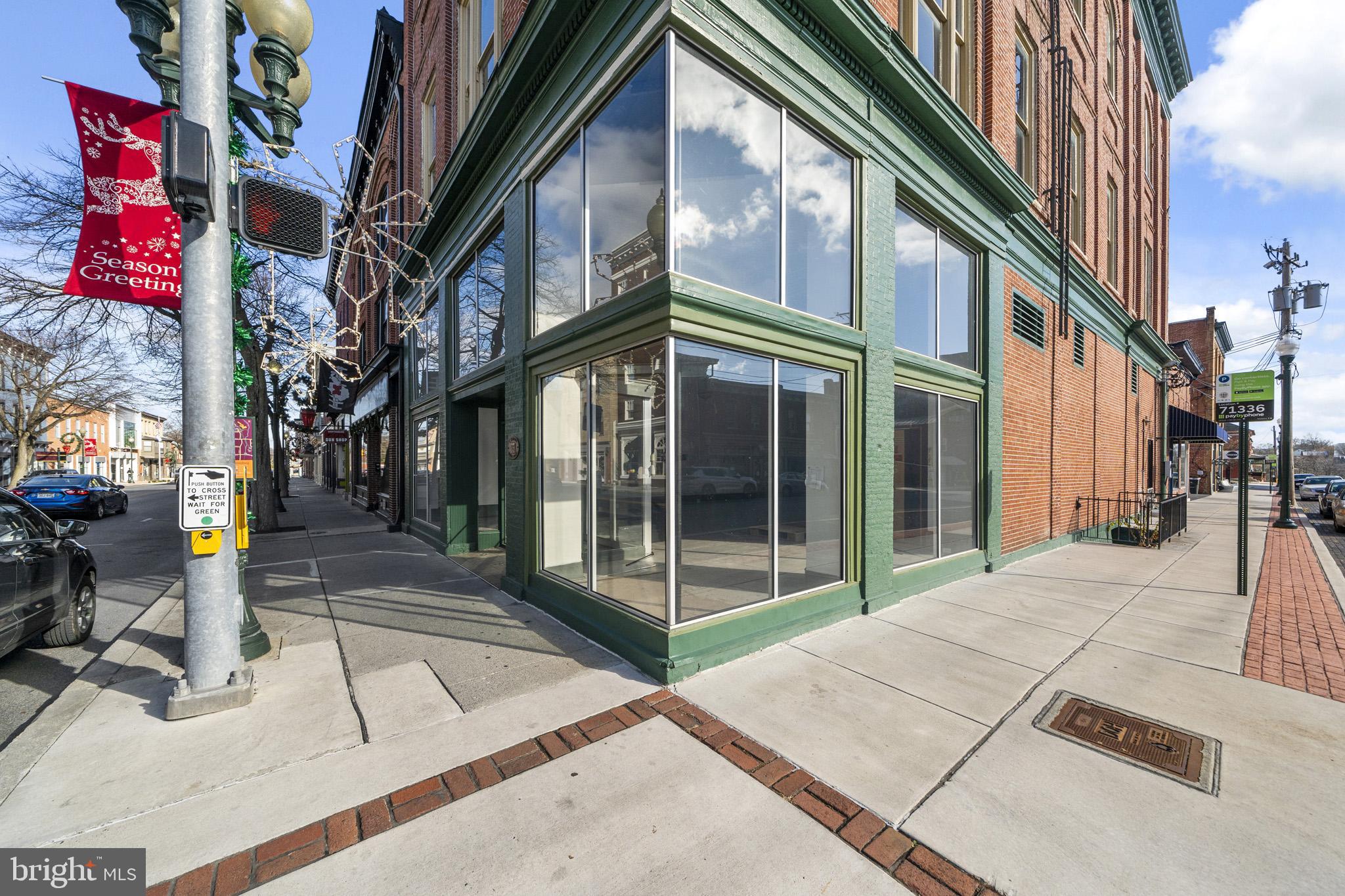 MARTINSBURG CITY - Commercial Sale