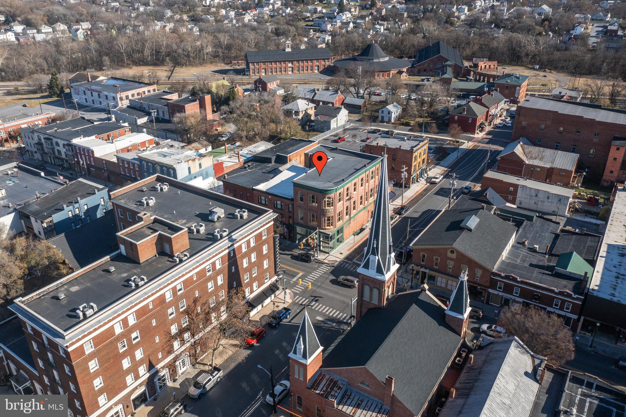 MARTINSBURG CITY - Commercial Sale