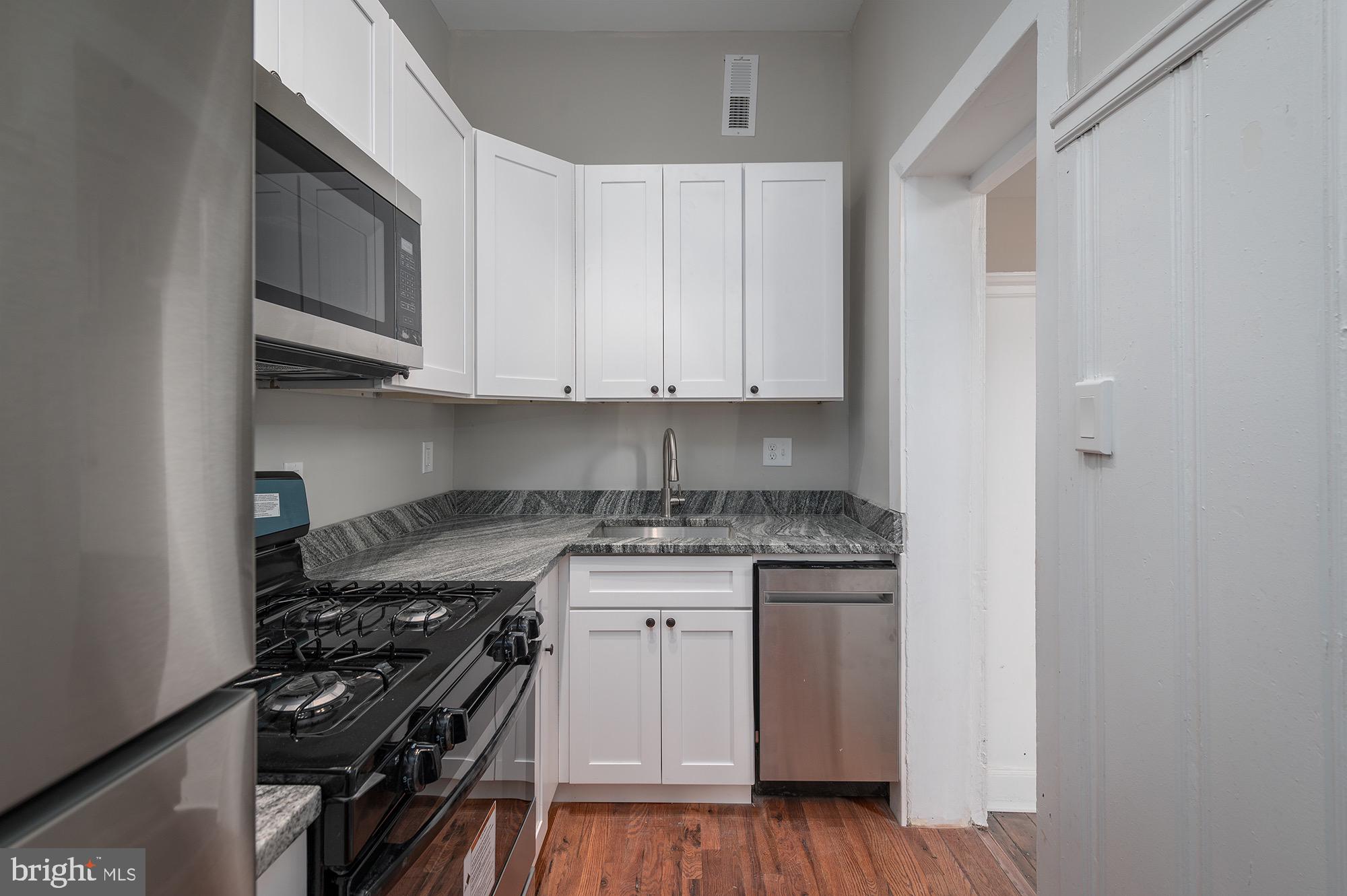 BOLTON HILL HISTORIC DISTRICT - Residential Lease