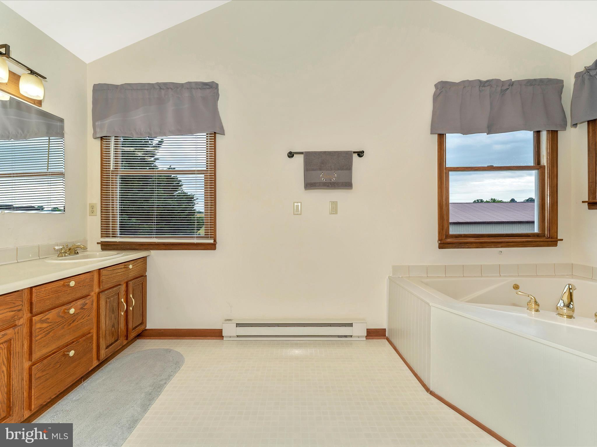 MIDDLETOWN - Residential