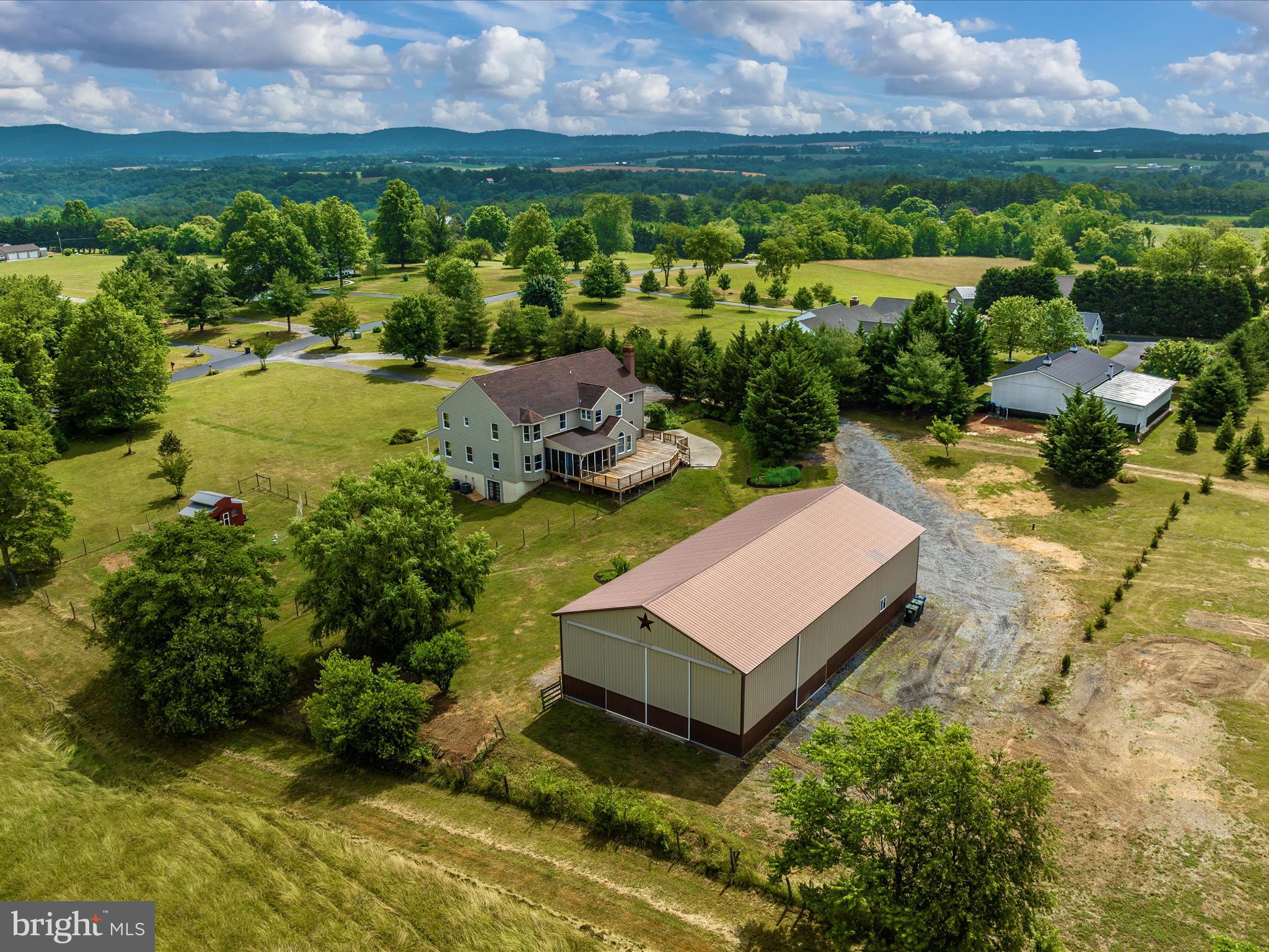 MIDDLETOWN - Residential