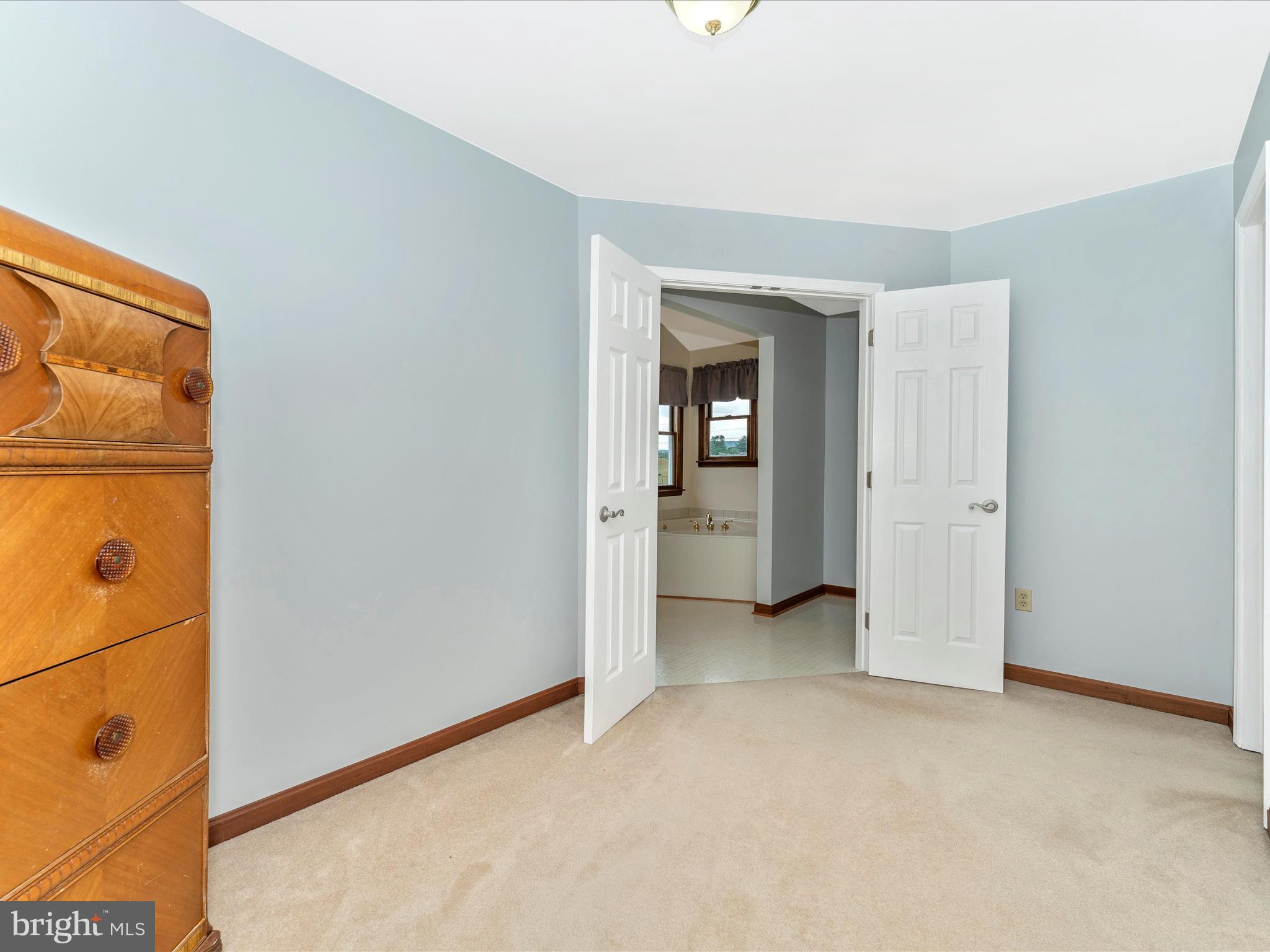 MIDDLETOWN - Residential