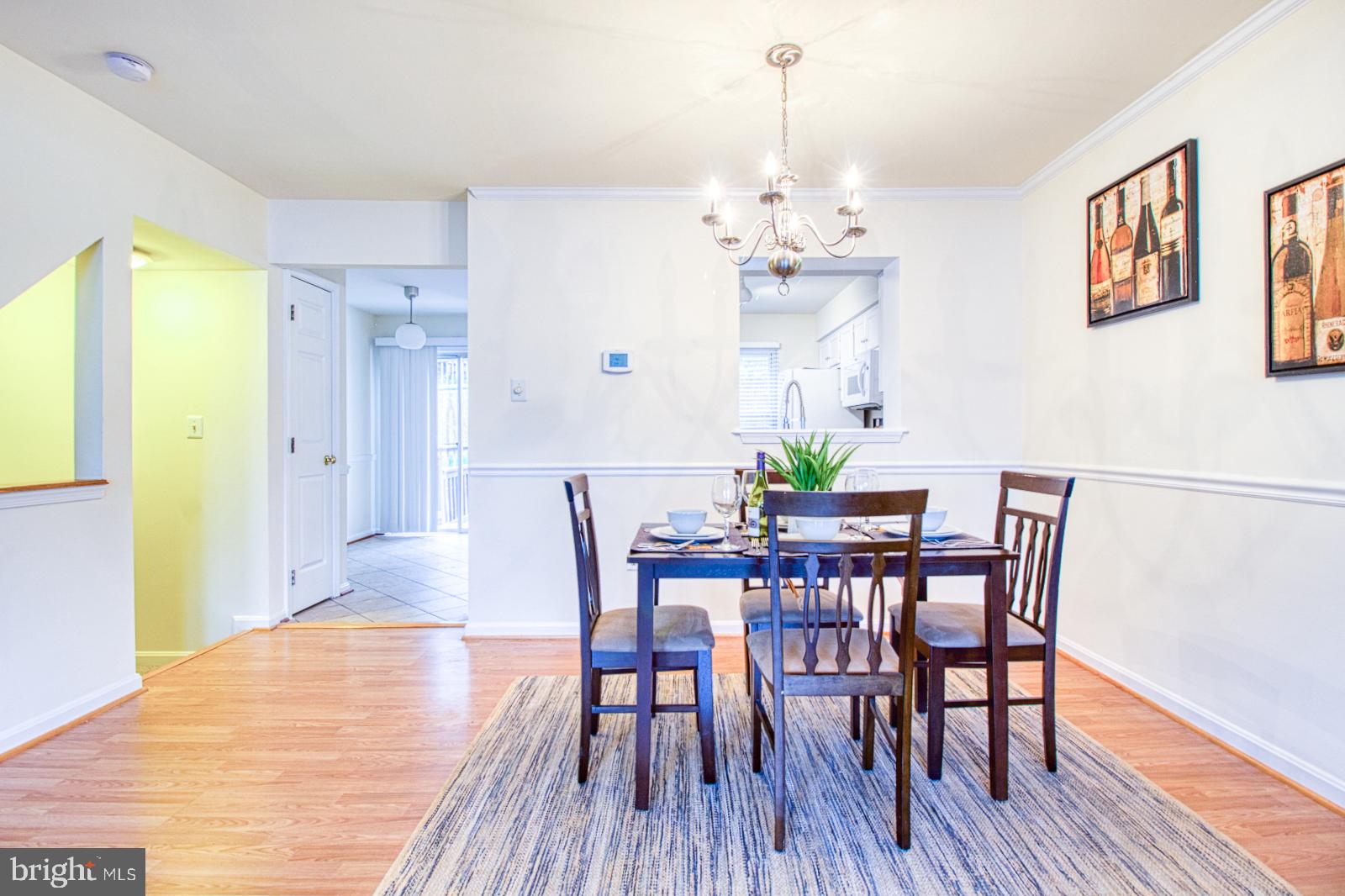 RIVERCHASE - Residential