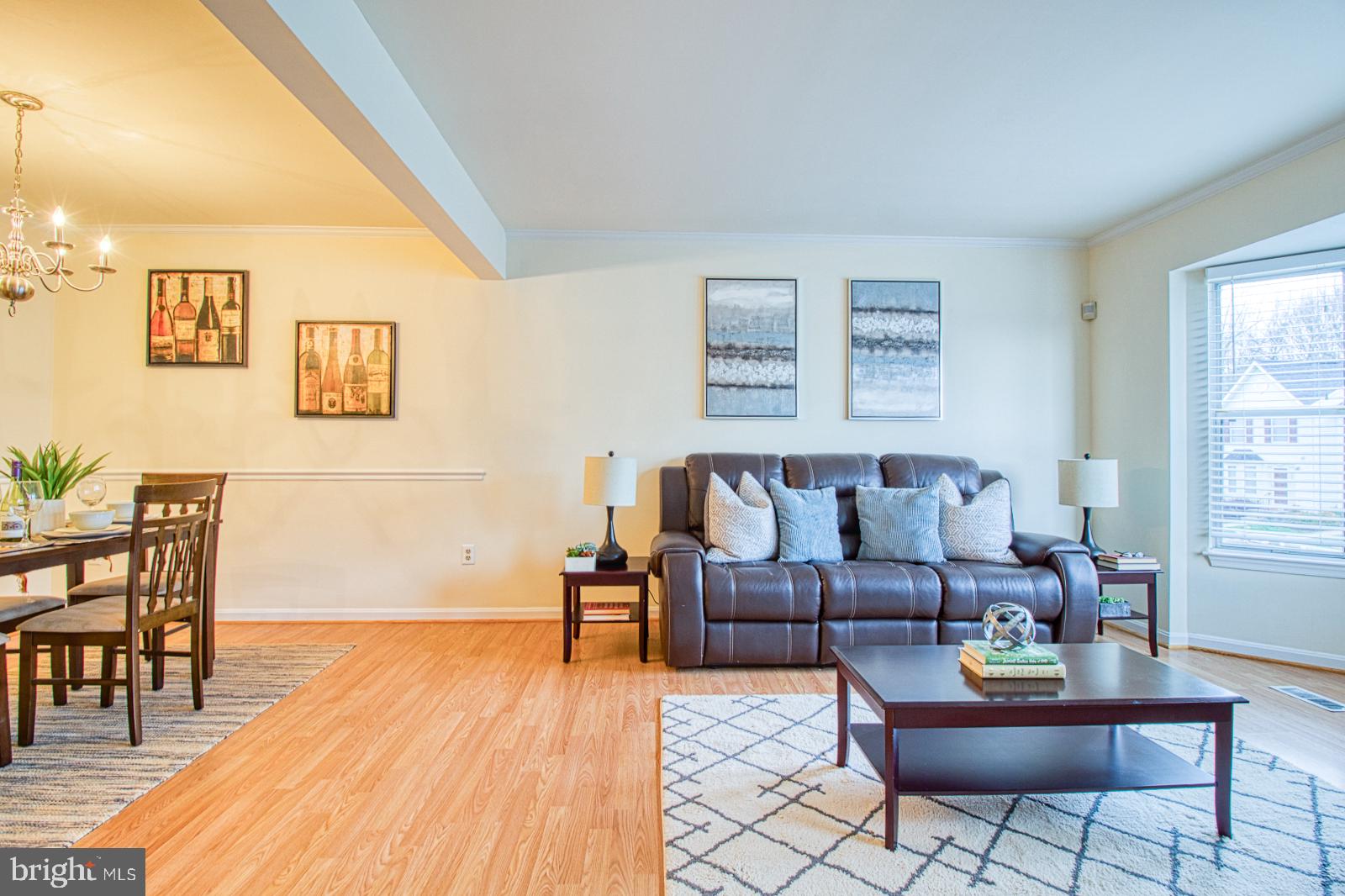 RIVERCHASE - Residential