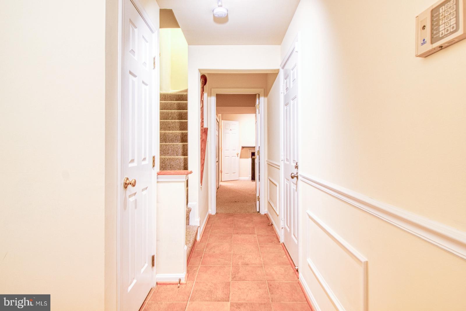 RIVERCHASE - Residential