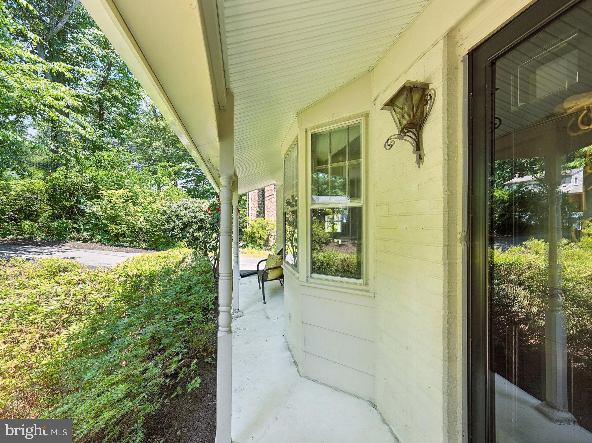 5105 LINETTE LANE