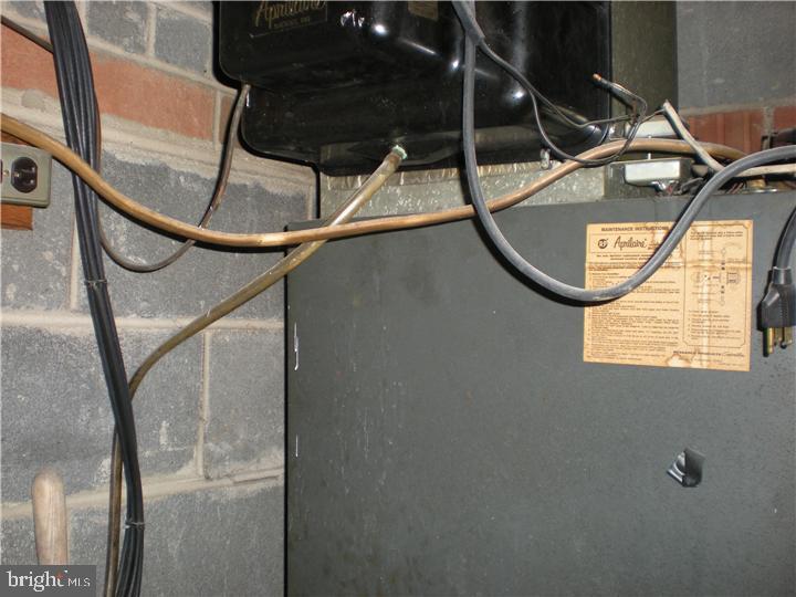 GYPSY LANE CONDOS - Residential Lease