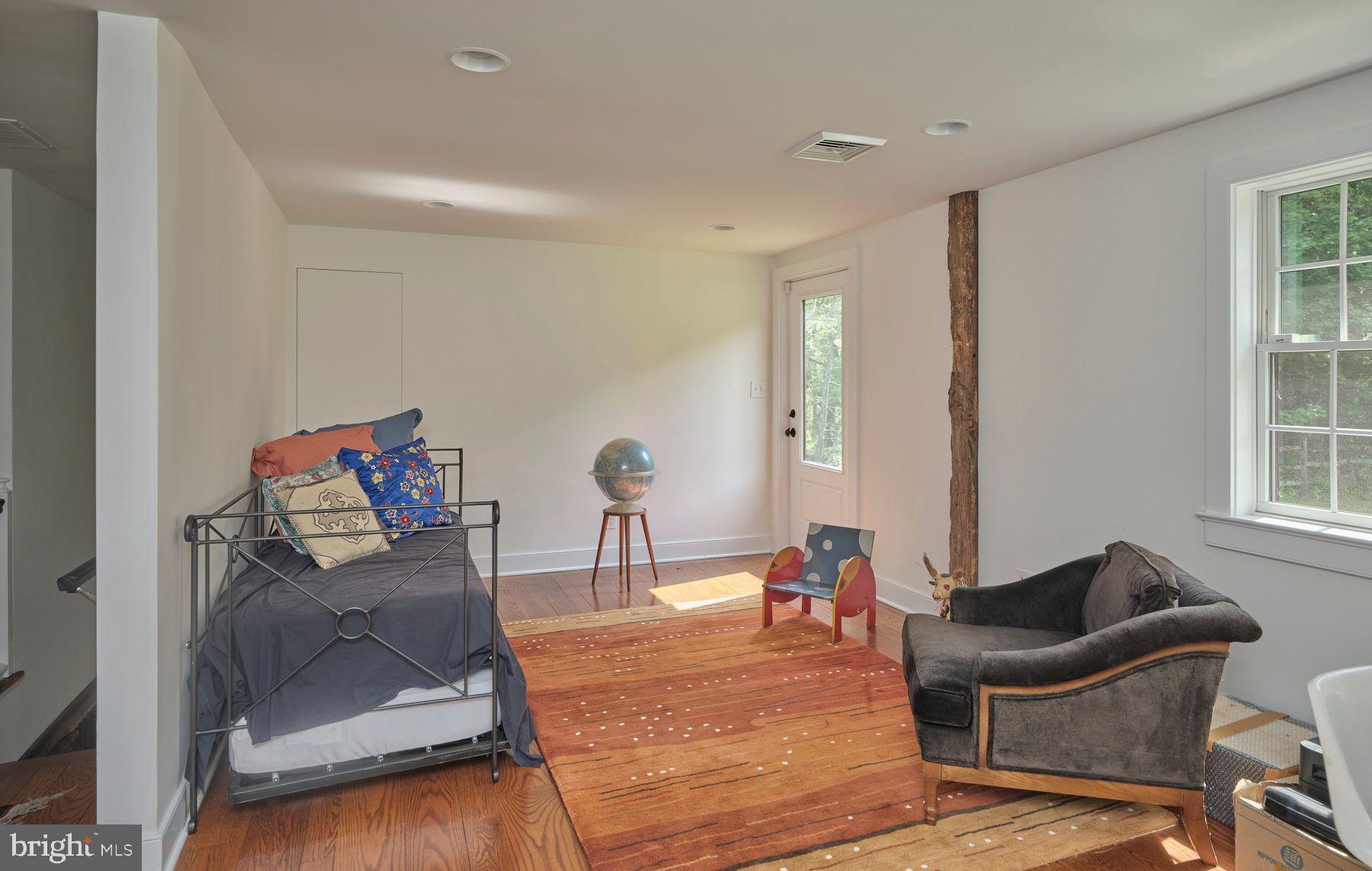 KINTNERSVILLE - Residential