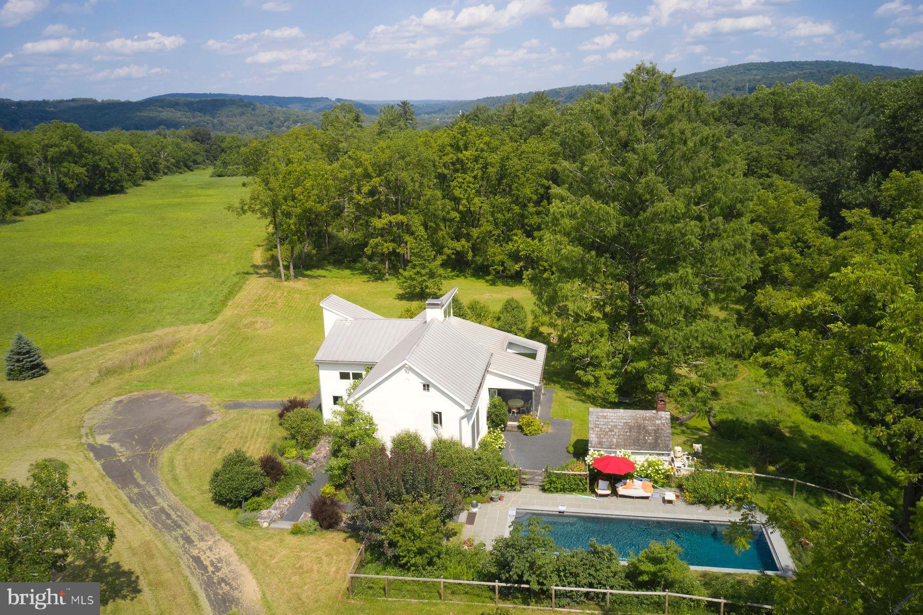 KINTNERSVILLE - Residential