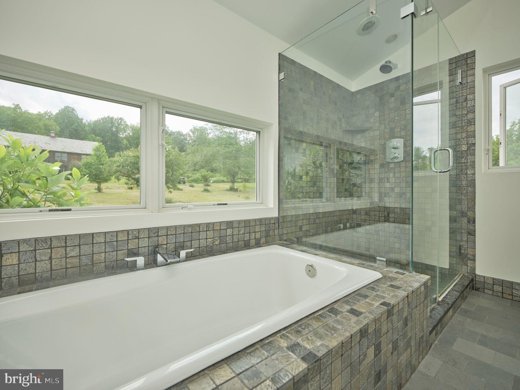 KINTNERSVILLE - Residential