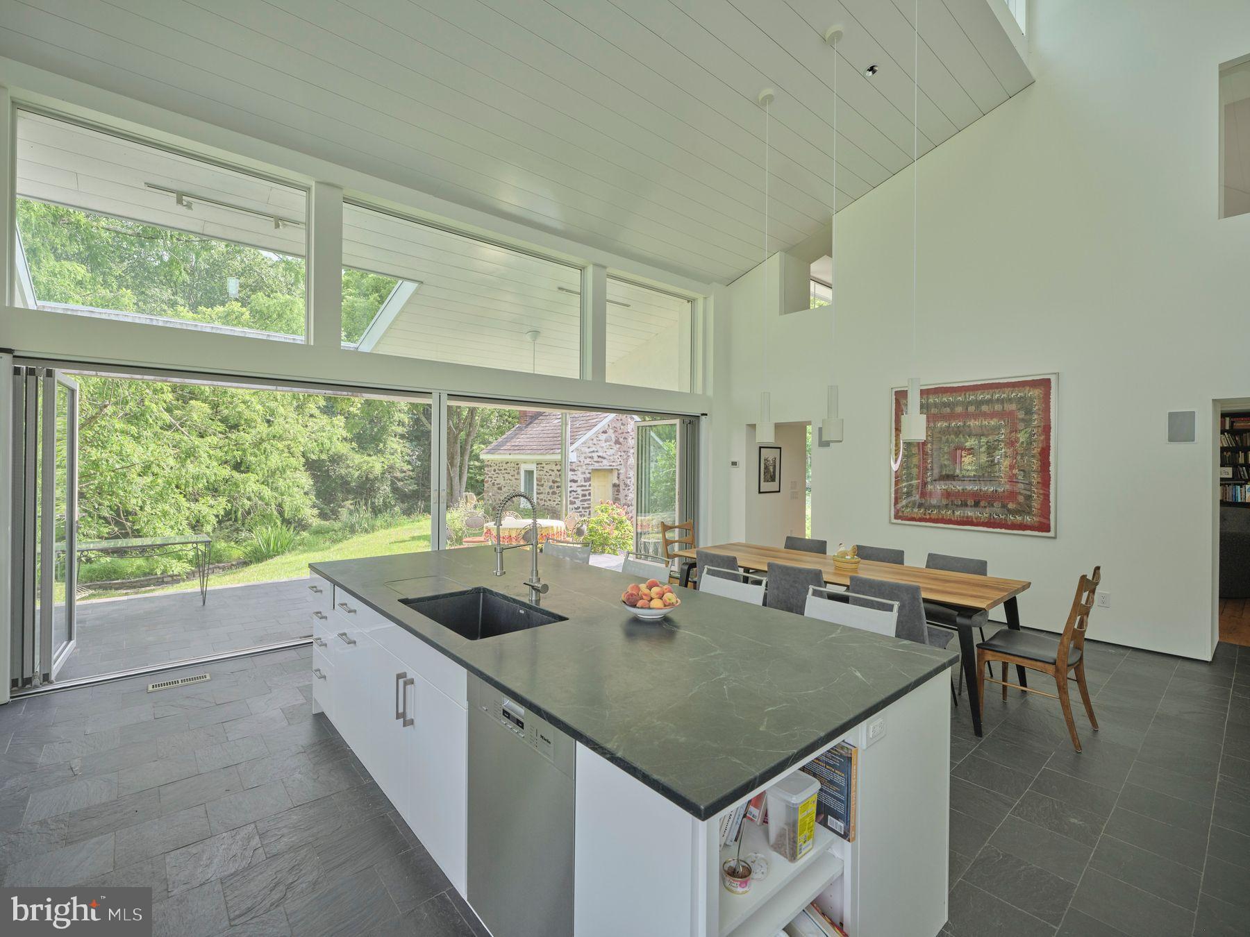 KINTNERSVILLE - Residential