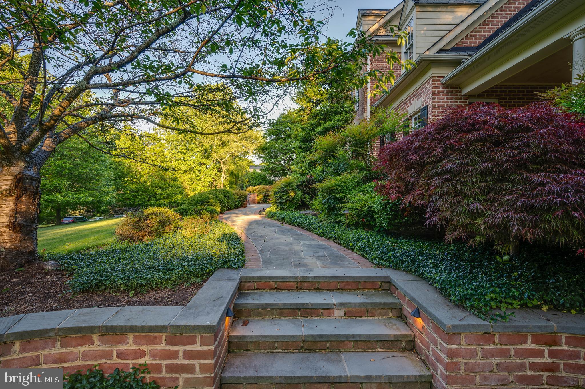 MEDFORD - Residential