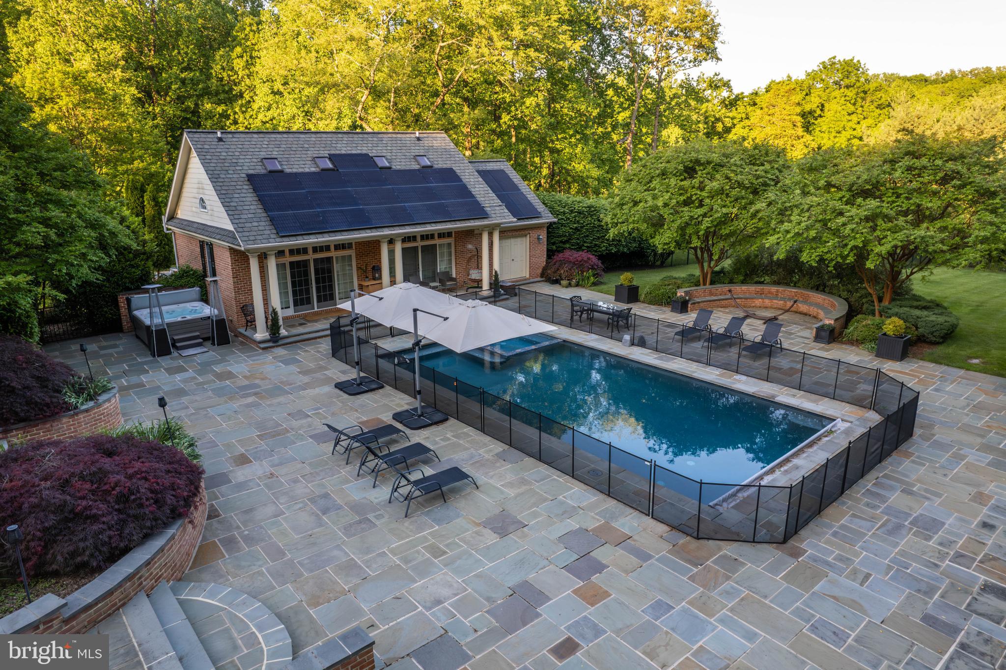 MEDFORD - Residential