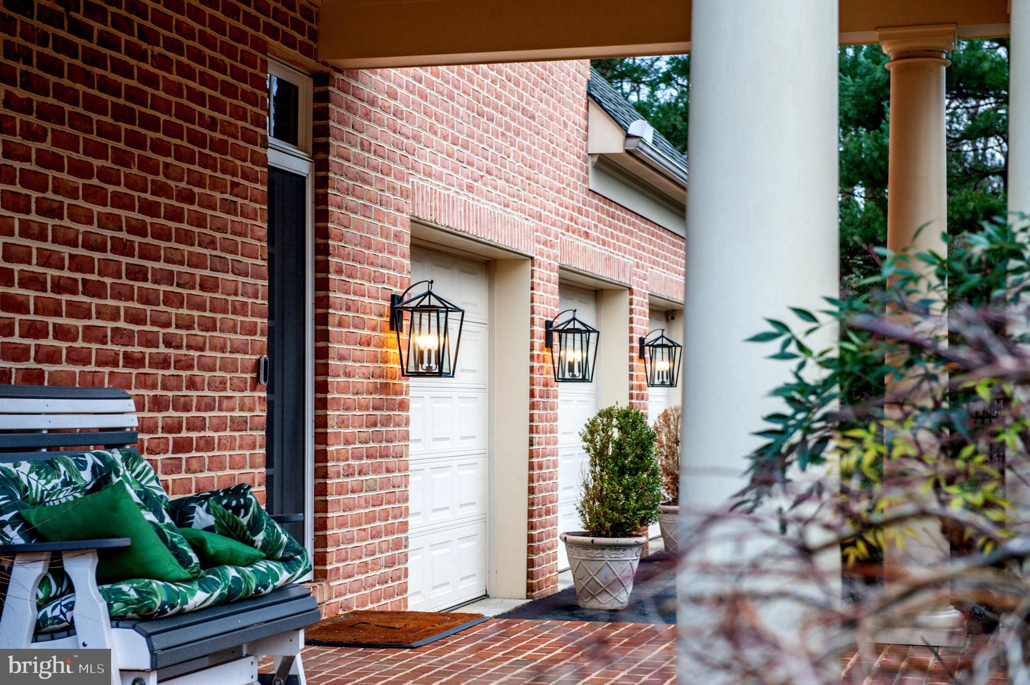 MEDFORD - Residential