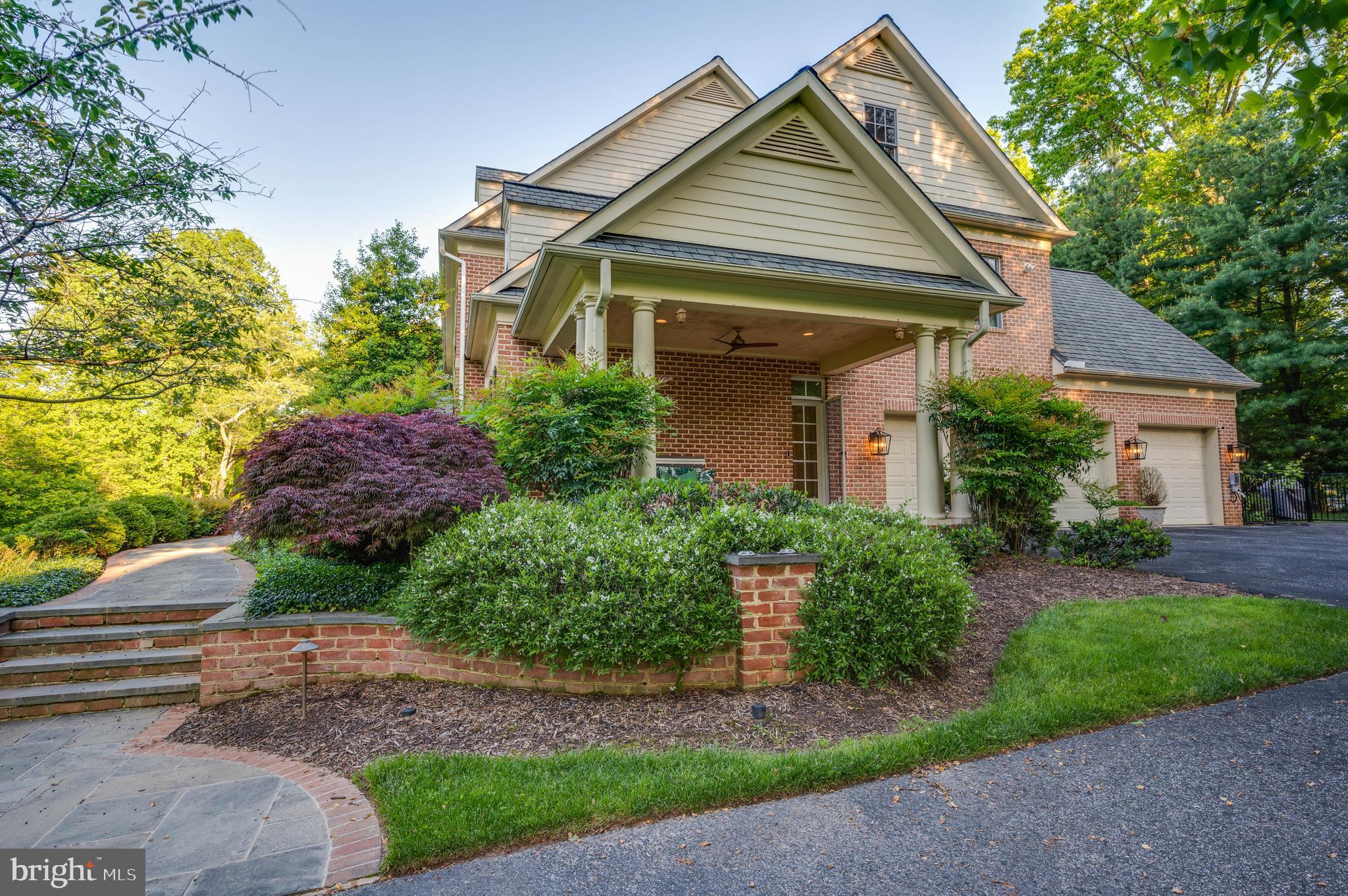 MEDFORD - Residential