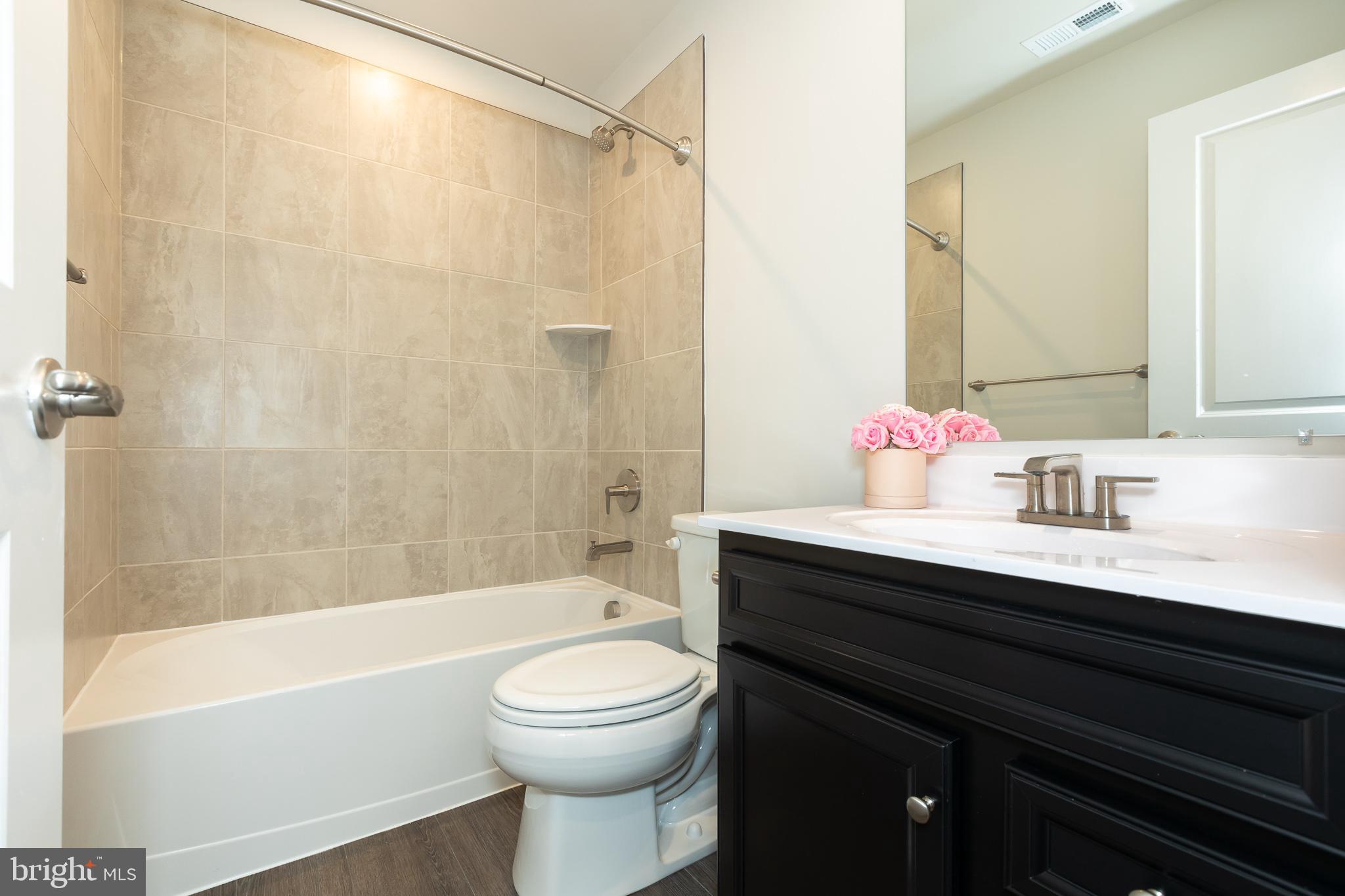 THE HIGHLANDS - Residential Lease