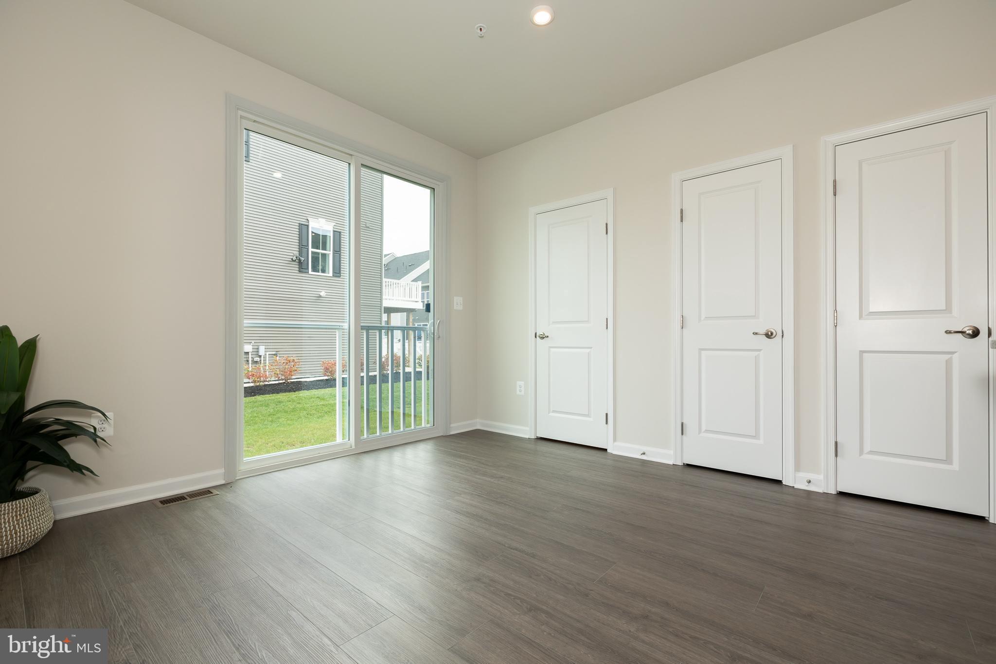 THE HIGHLANDS - Residential Lease