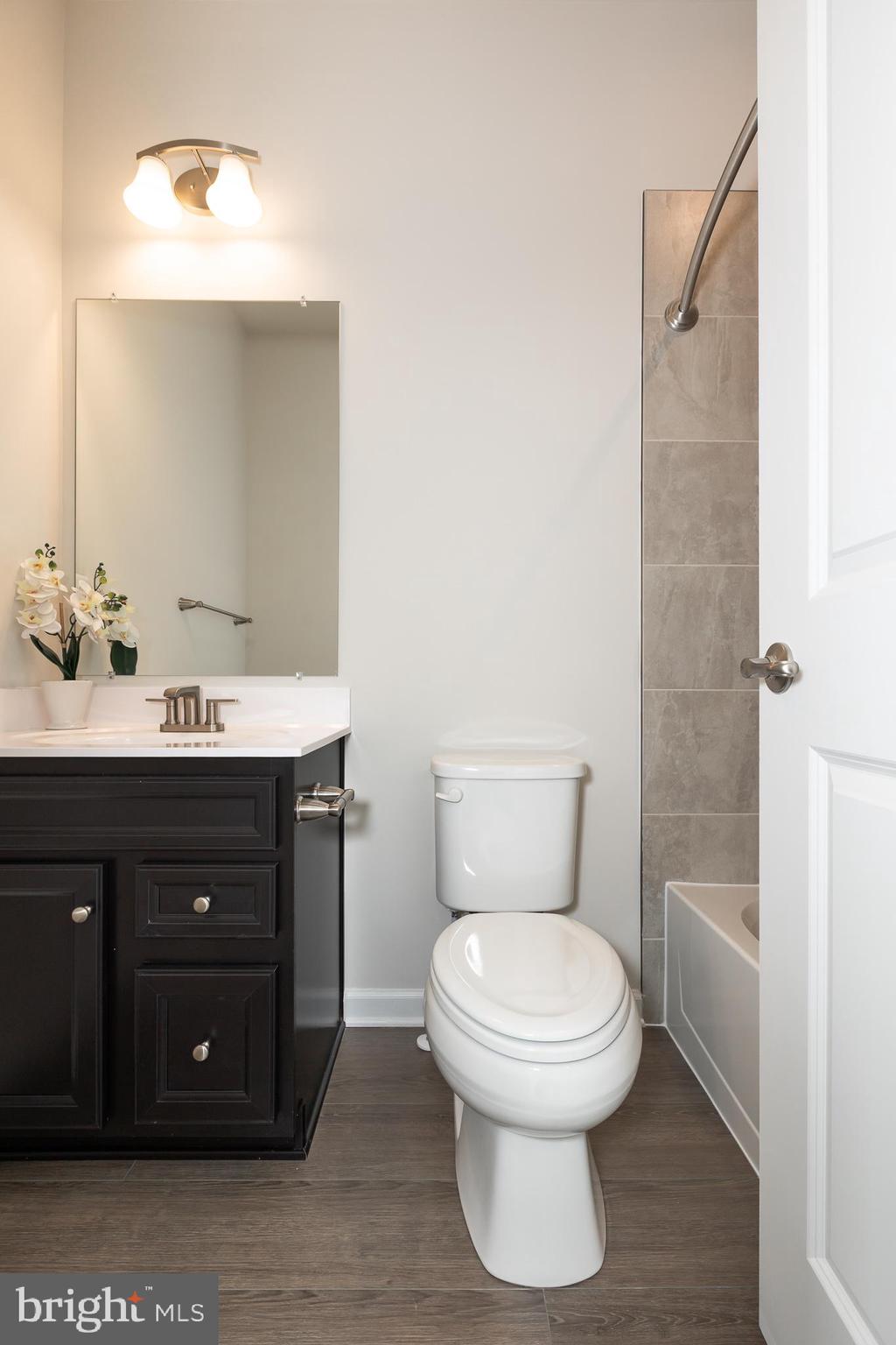 THE HIGHLANDS - Residential Lease