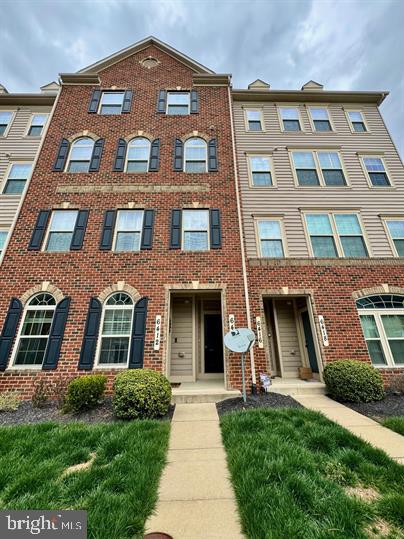 LINTON AT BALLENGER - Residential Lease