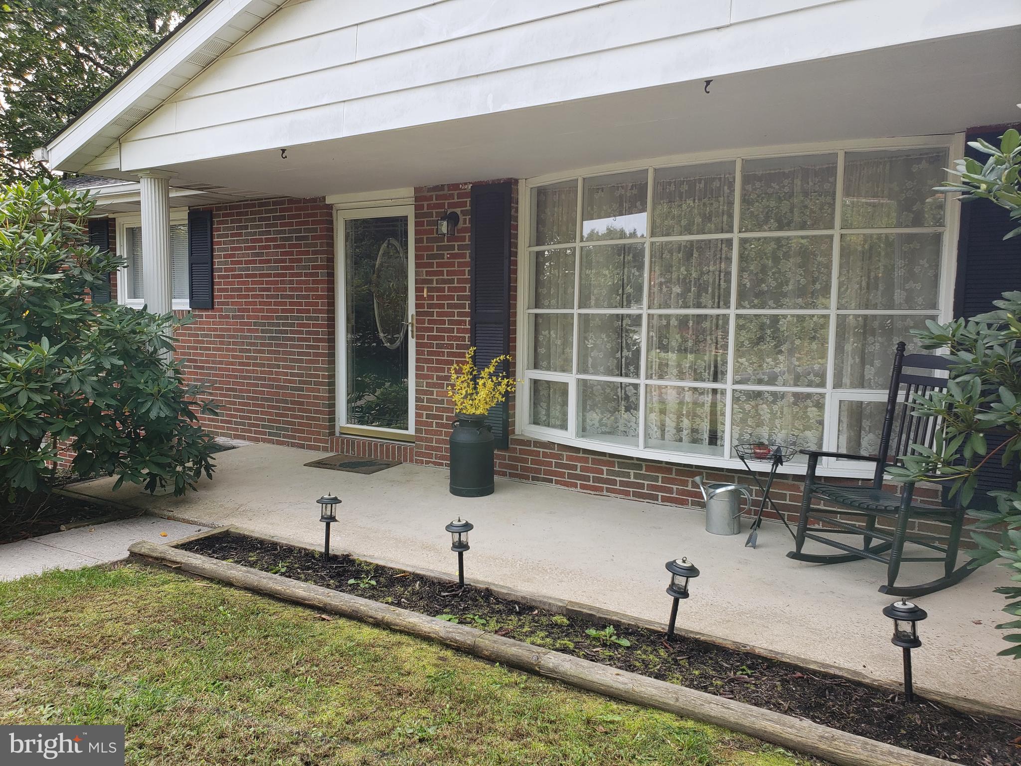 SHERWOOD ACRES - Residential