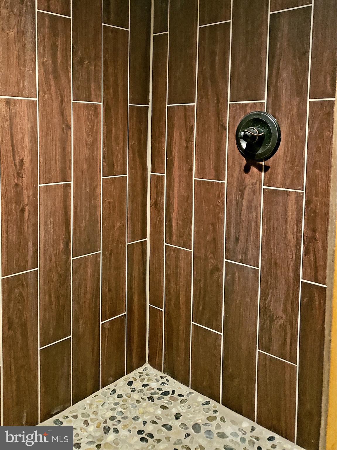 SHERWOOD ACRES - Residential