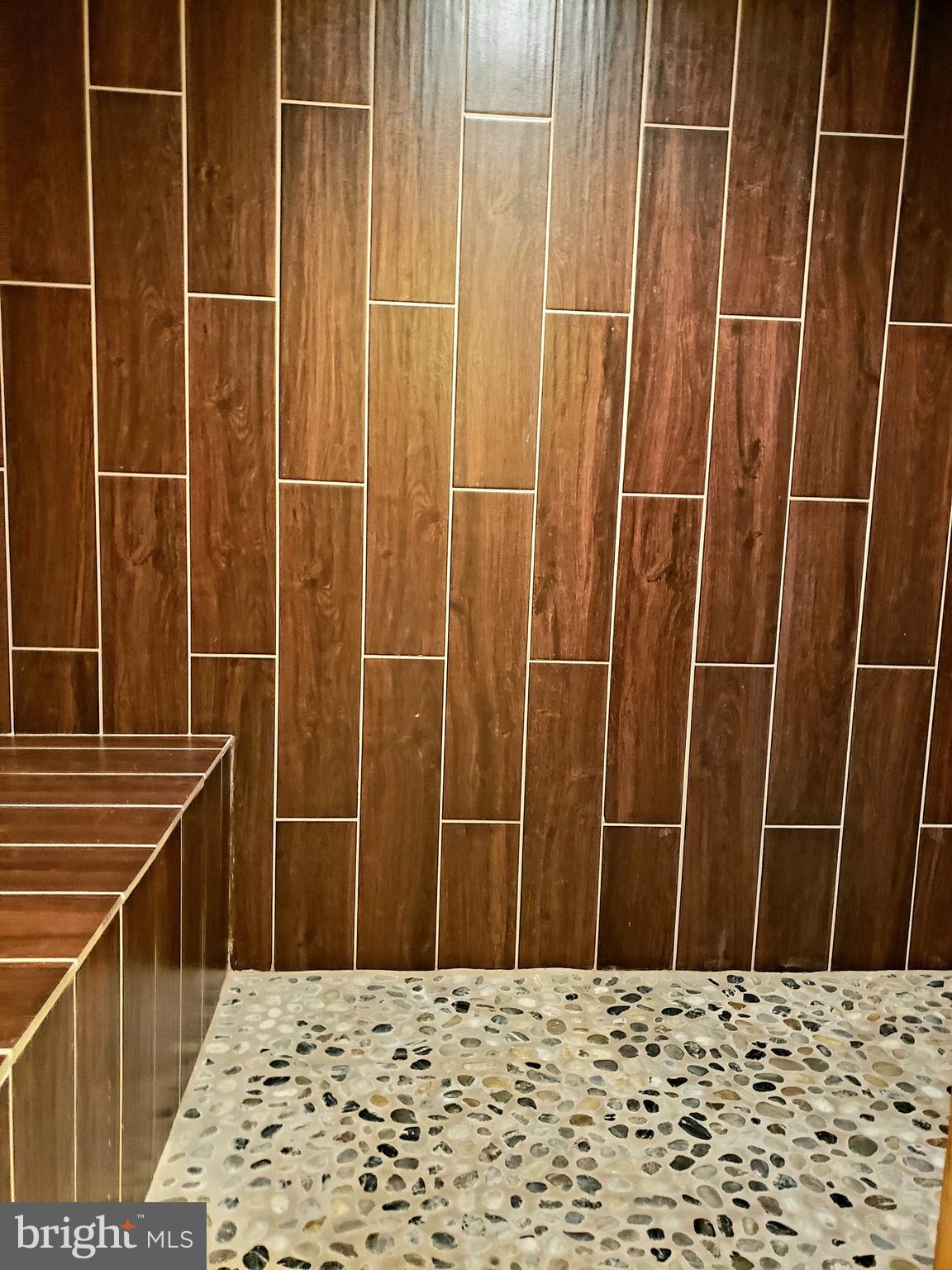 SHERWOOD ACRES - Residential