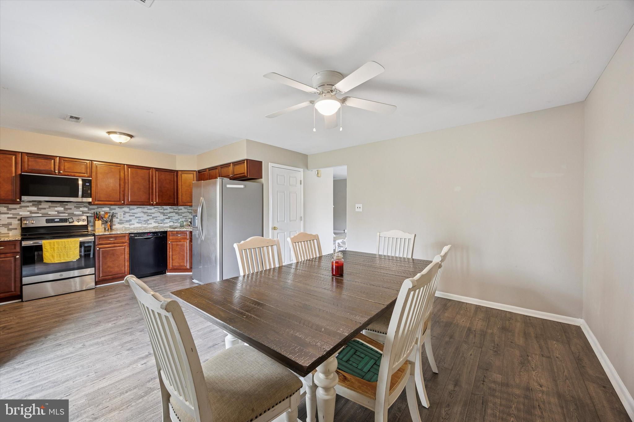 TAREYTON ESTATES - Residential