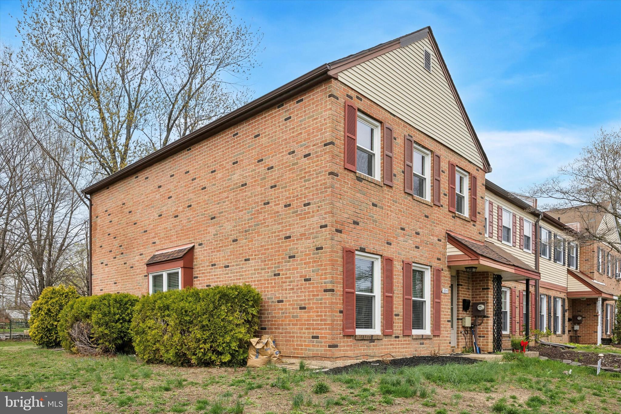 TAREYTON ESTATES - Residential