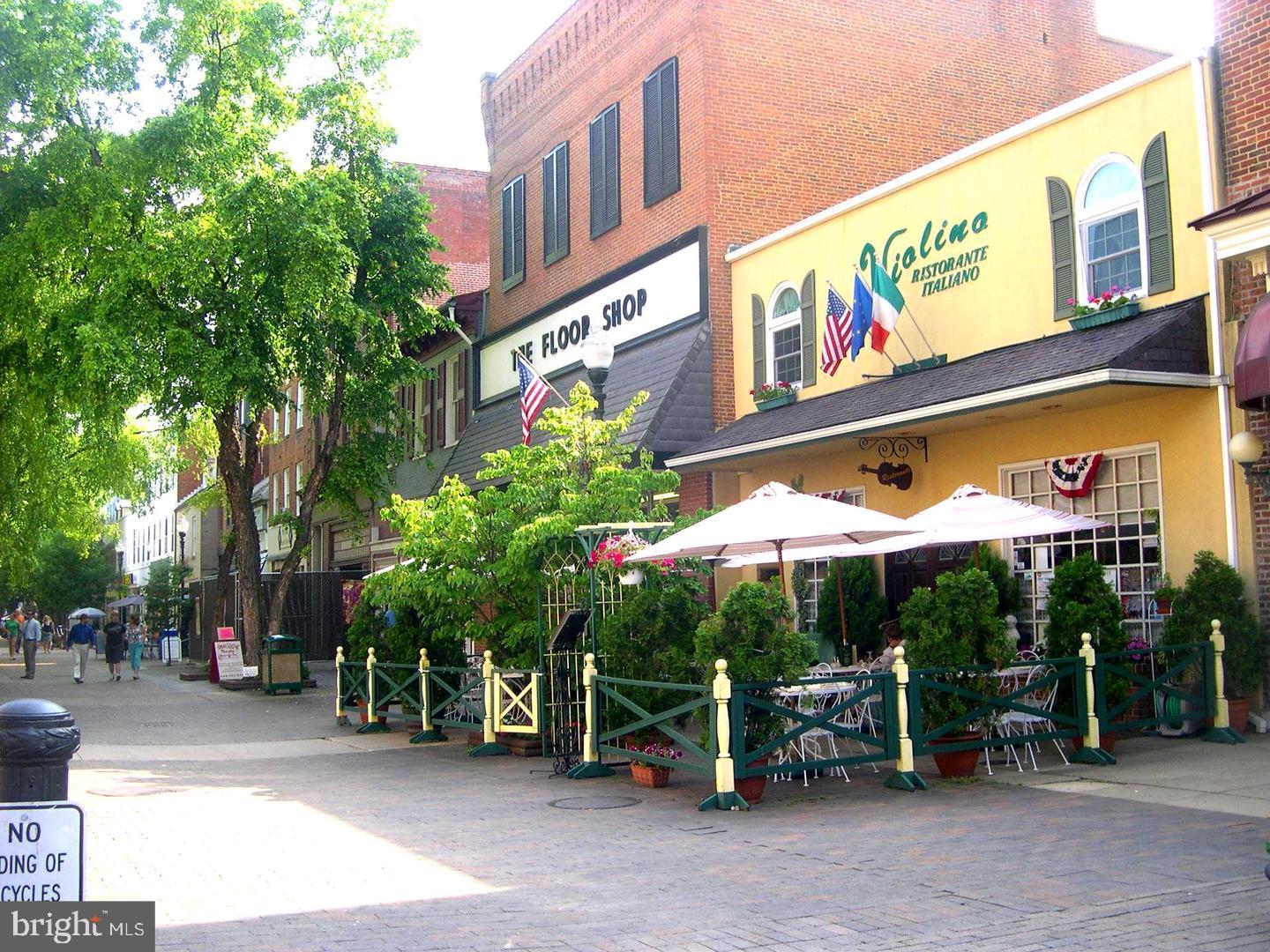 ABRAM'S CHASE - Residential