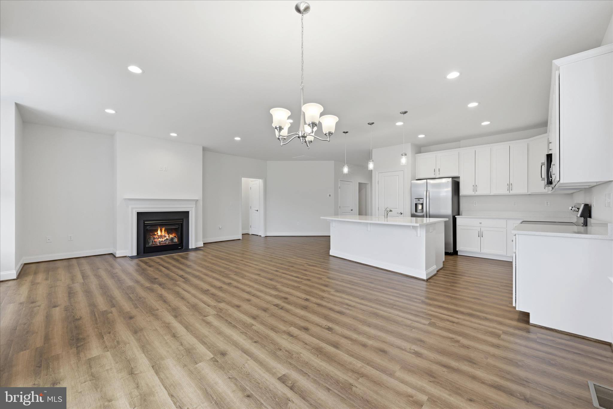 ABRAM'S CHASE - Residential