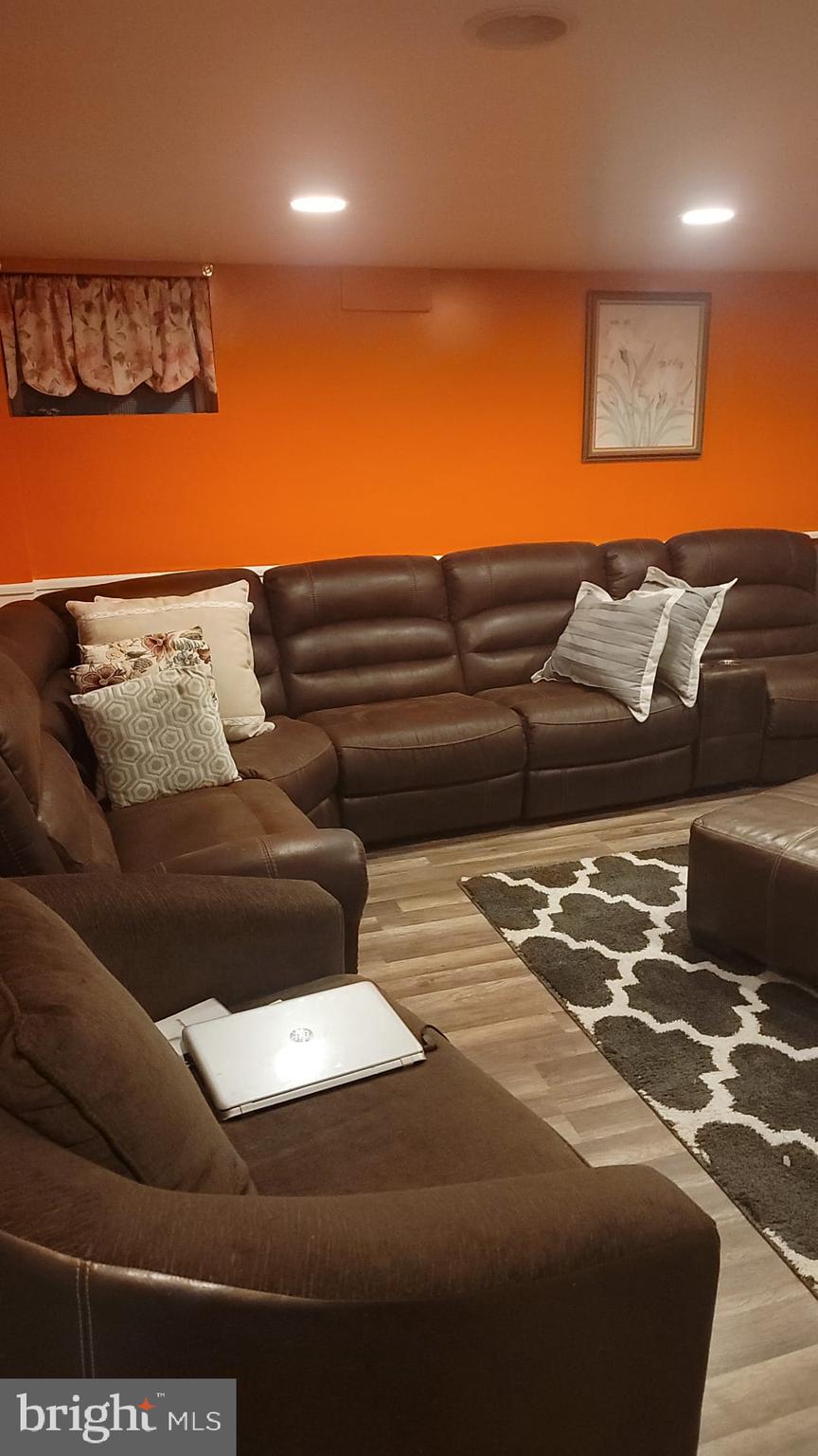 OAKLEIGH - Residential