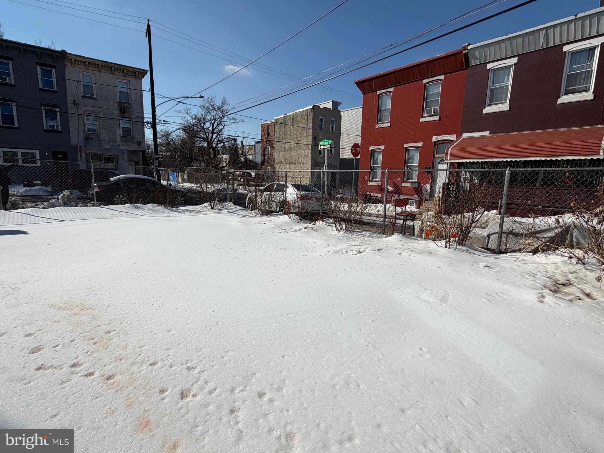 431-435 W YORK STREET