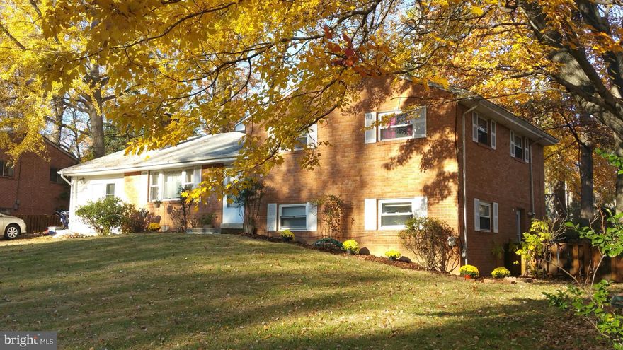 Seller Motivated, bring all offers!  Location! Location! Location!  So close to the beltway and just minutes to I66, I95 and many other transportation routes.  Wonderful, updated spacious home with 4 bedrooms, 3 full baths and a bonus room.   Many updates, New Stainless Steel appliances, New Counter tops, New Furnace and New Hot Water Heater.  Double driveway.  Nice deck to enjoy the large lot.