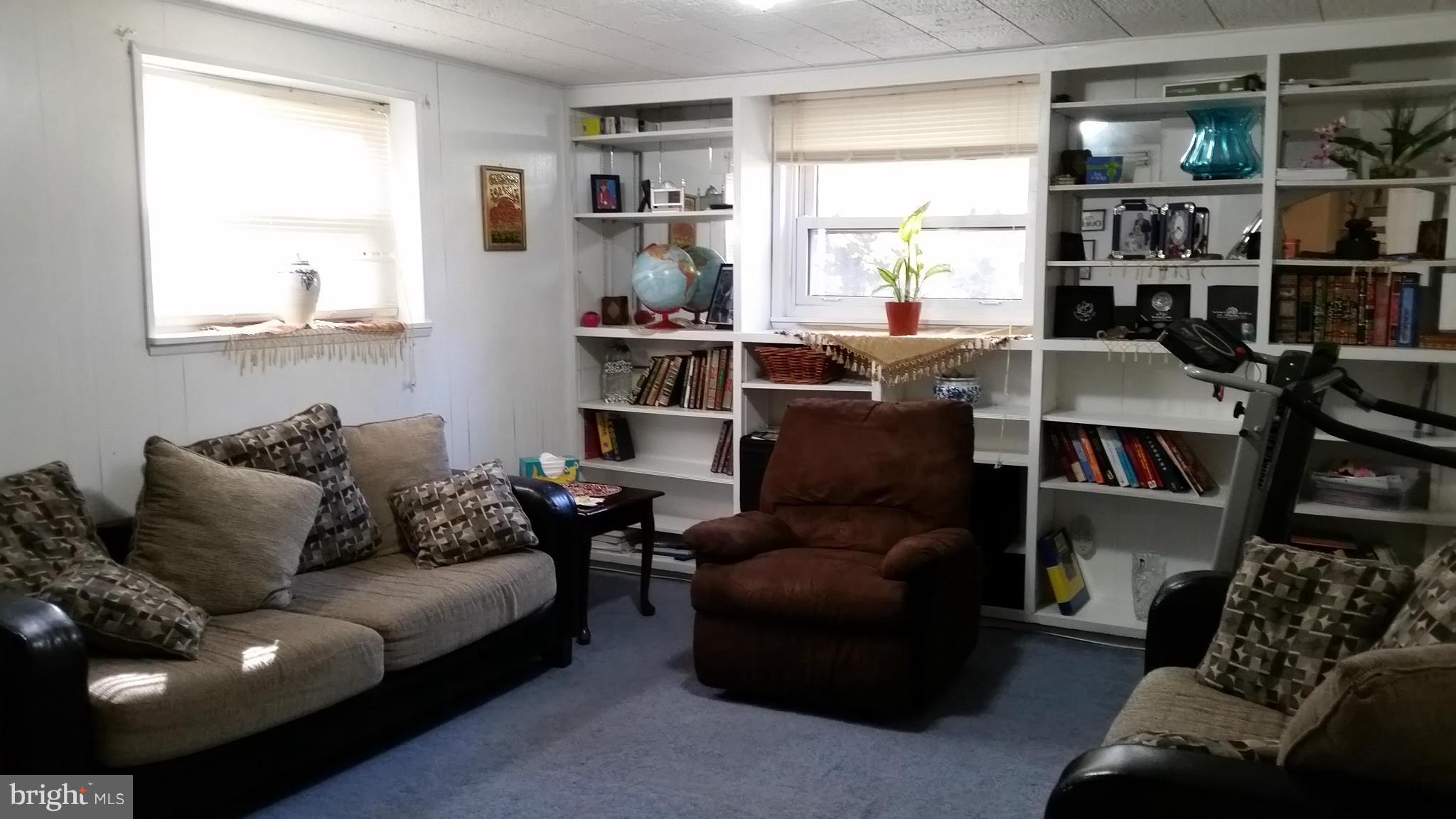 NORTH SPRINGFIELD - Residential