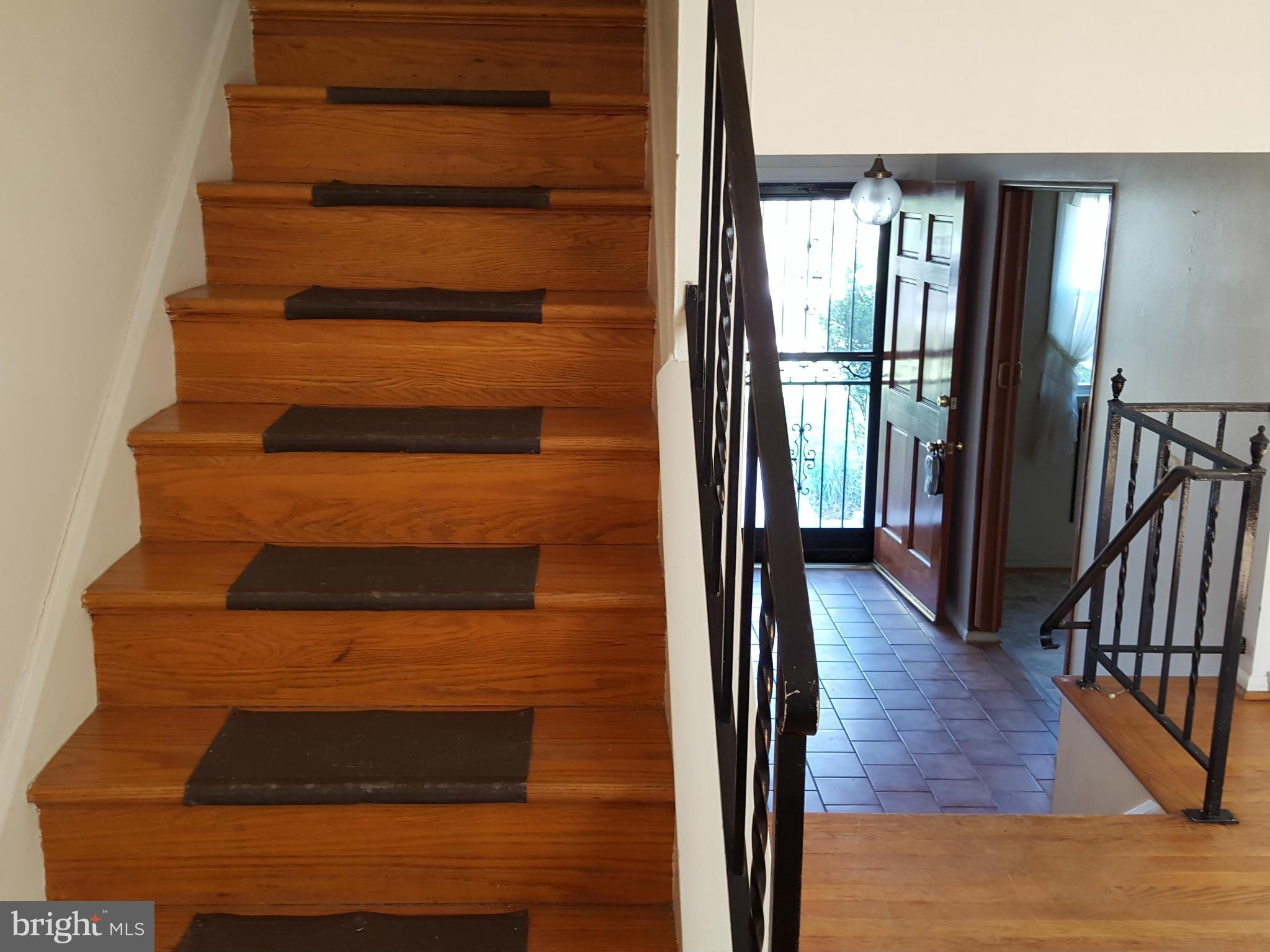 CAMPFIELD GARDENS - Residential