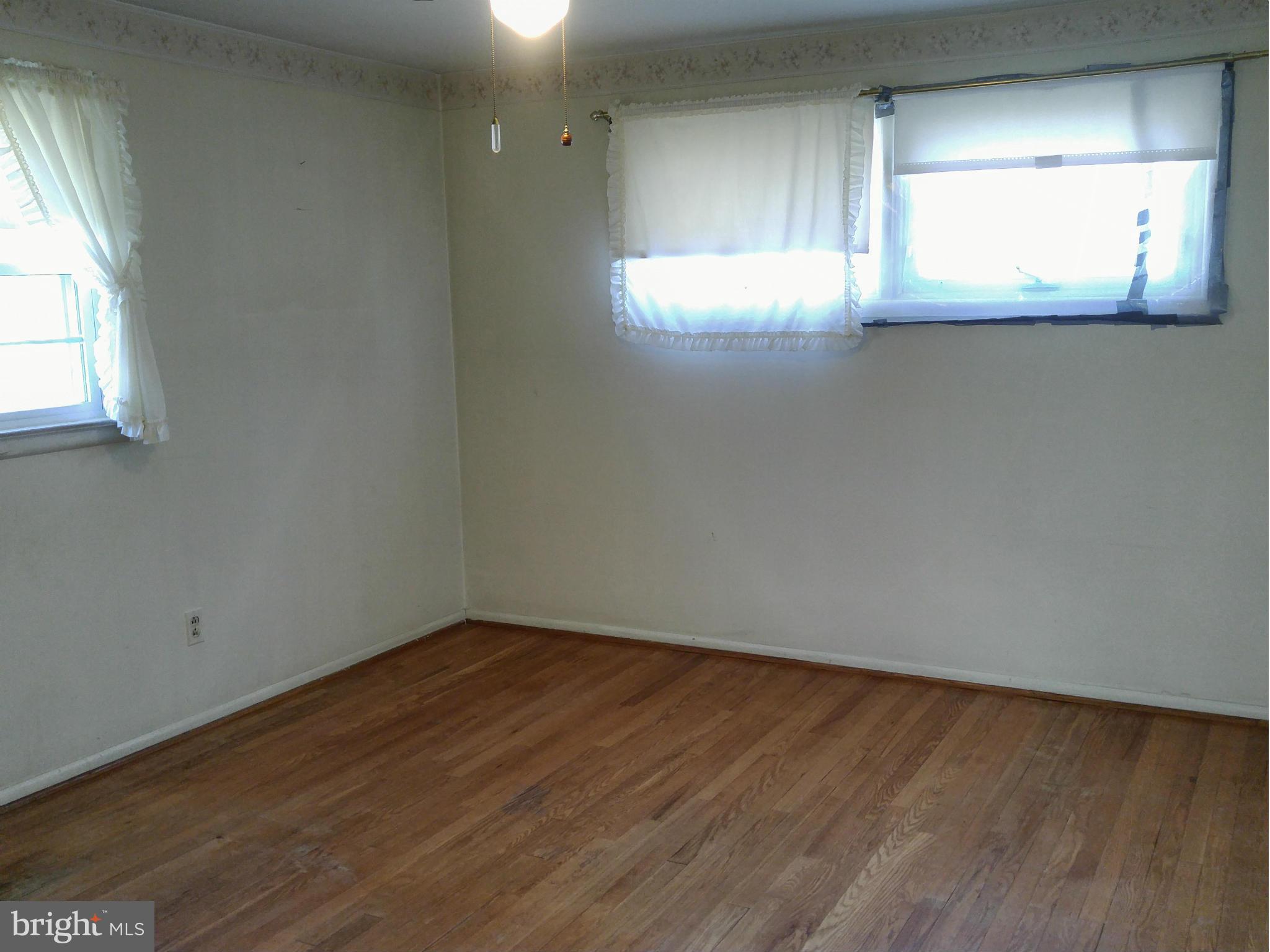 CAMPFIELD GARDENS - Residential