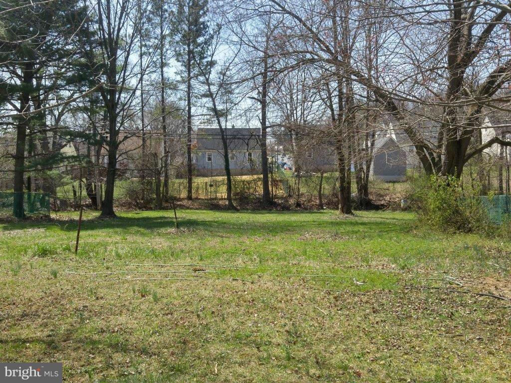 CAMPFIELD GARDENS - Residential