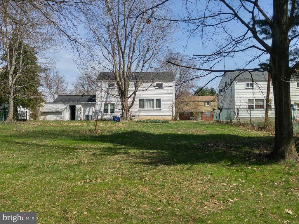 CAMPFIELD GARDENS - Residential