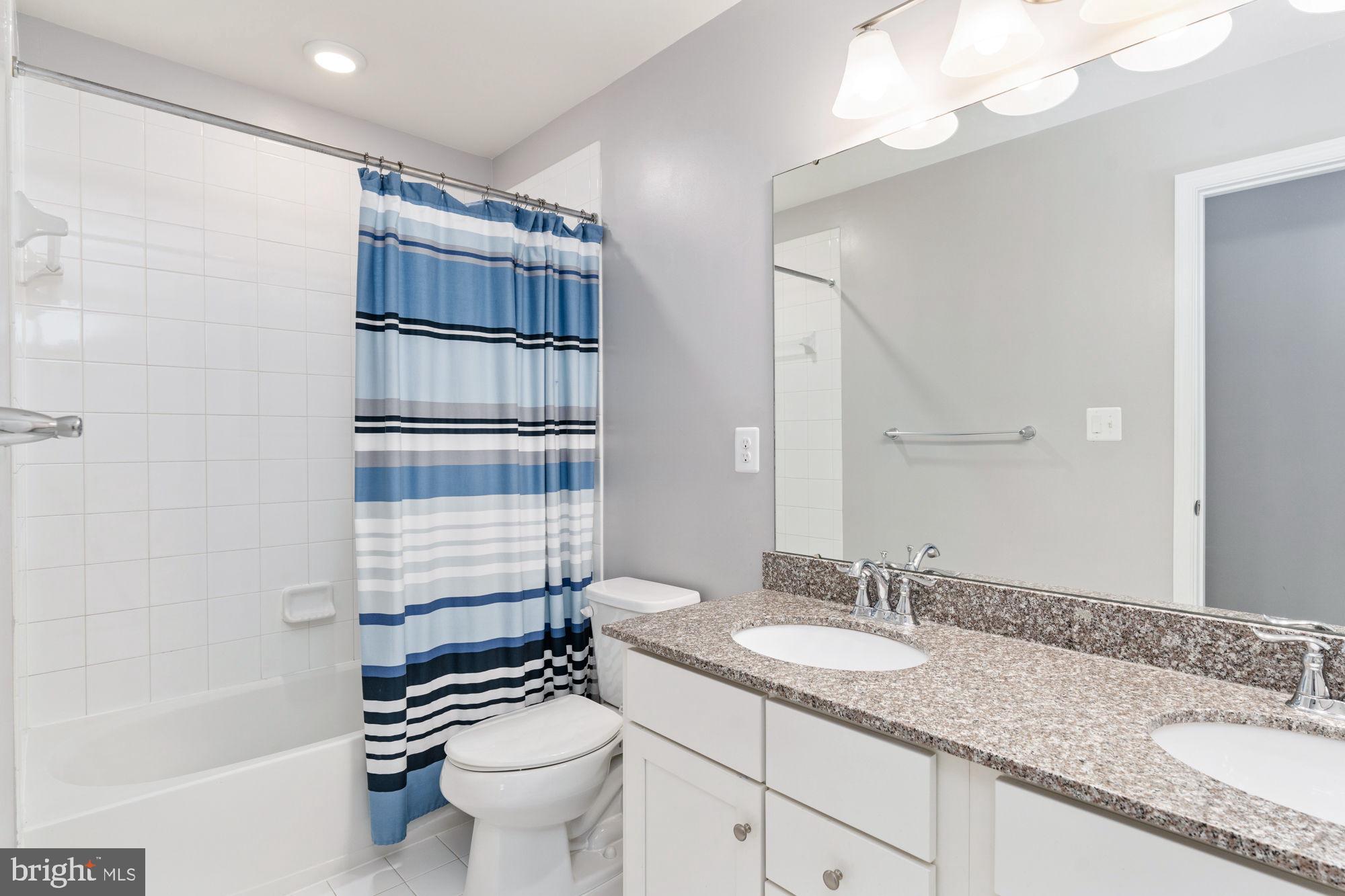 LEES PARKE - Residential