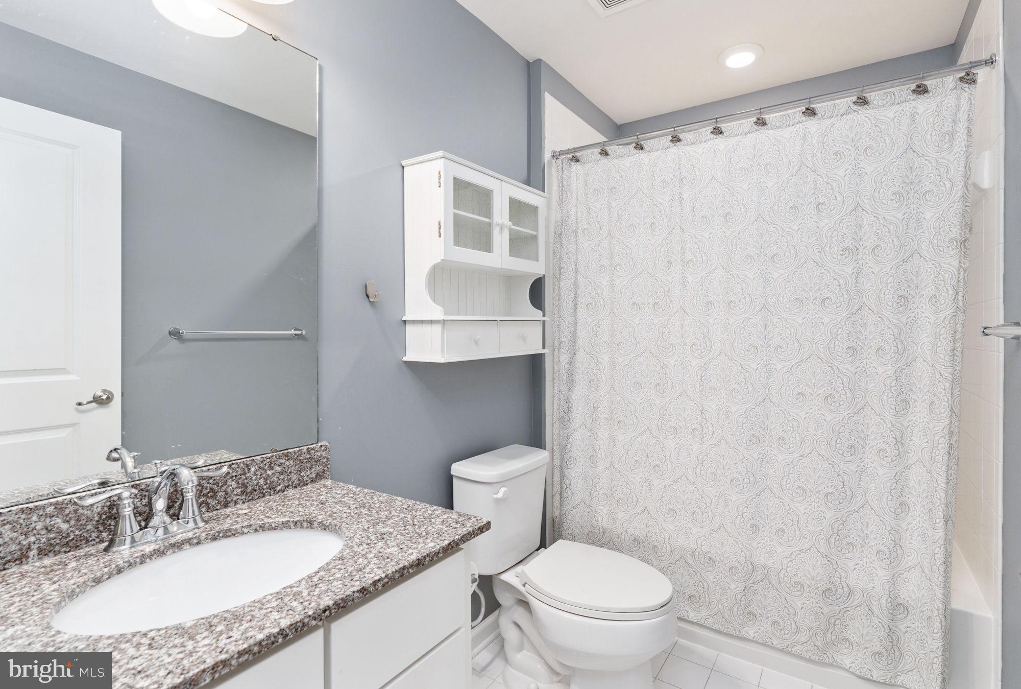 LEES PARKE - Residential