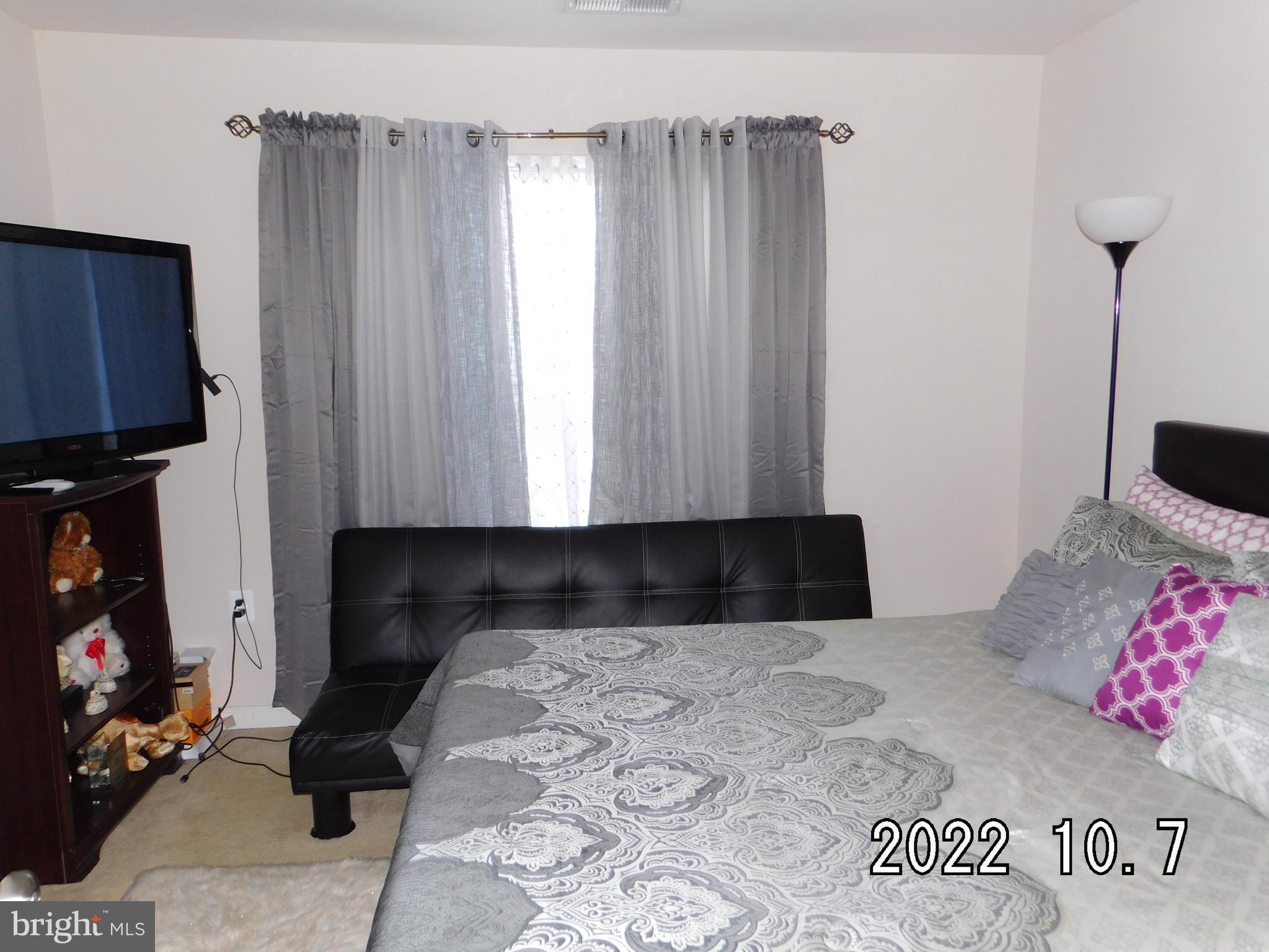 HILLANTRAE-PLAT 1> - Residential