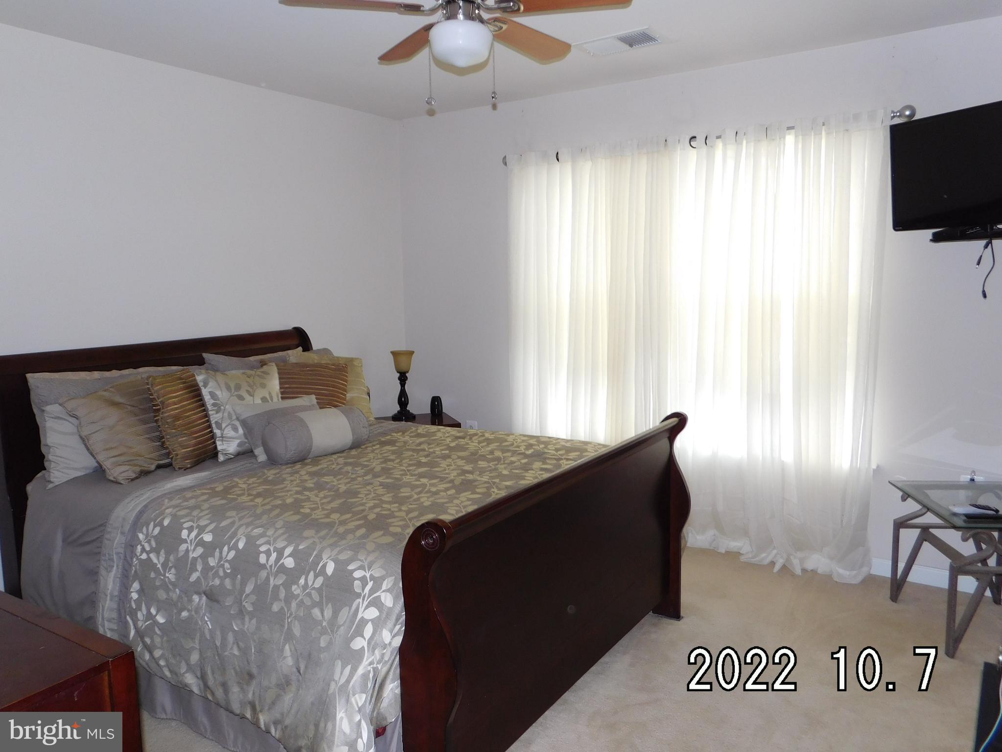 HILLANTRAE-PLAT 1> - Residential