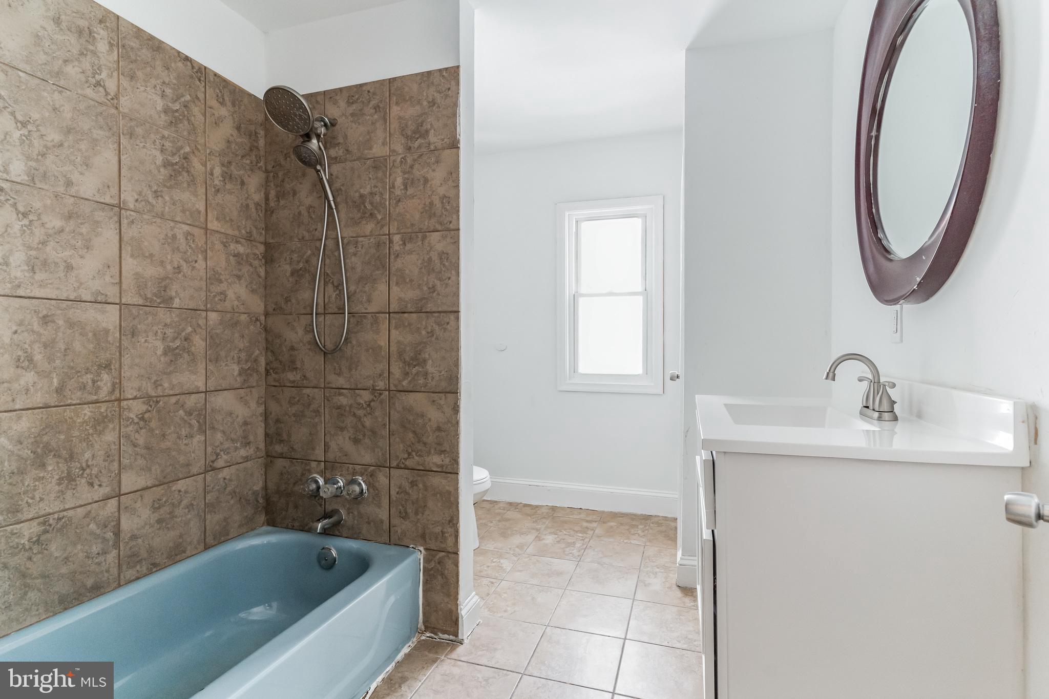 NORRISTOWN - Residential