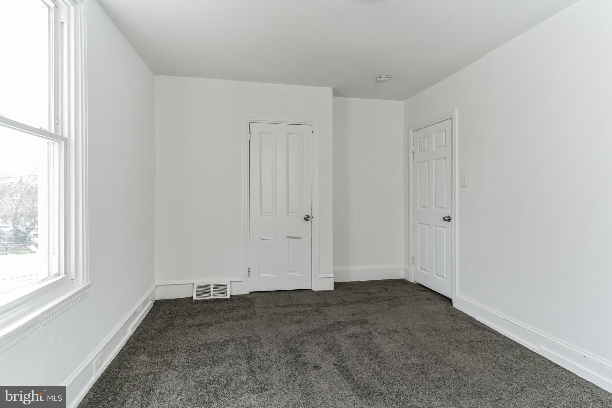 NORRISTOWN - Residential