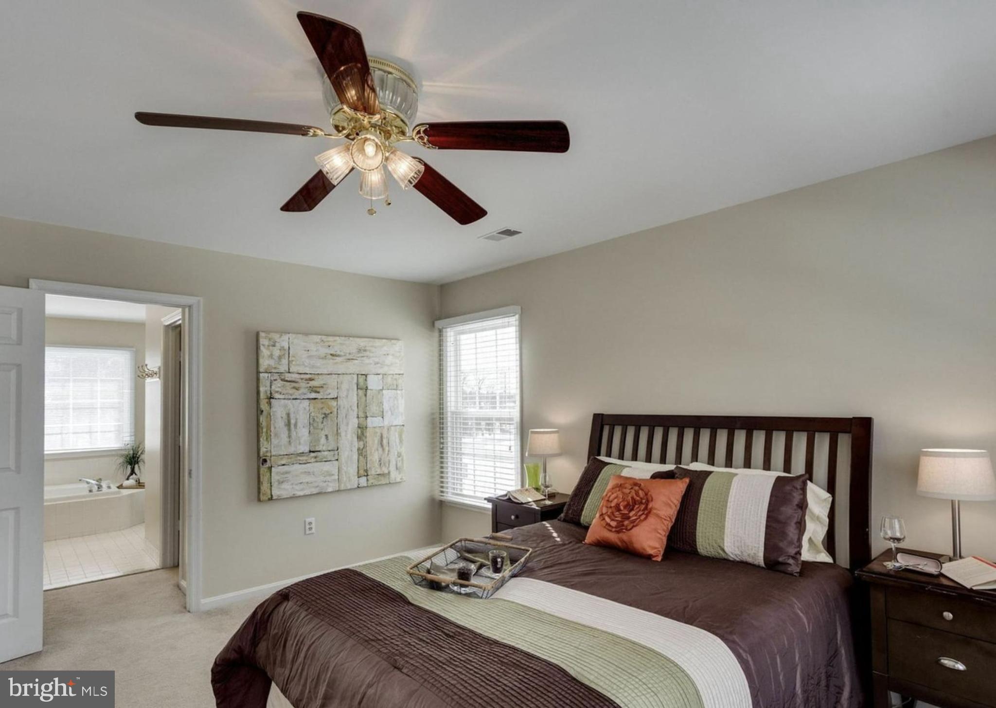 5511 VILLAGE CENTER DRIVE