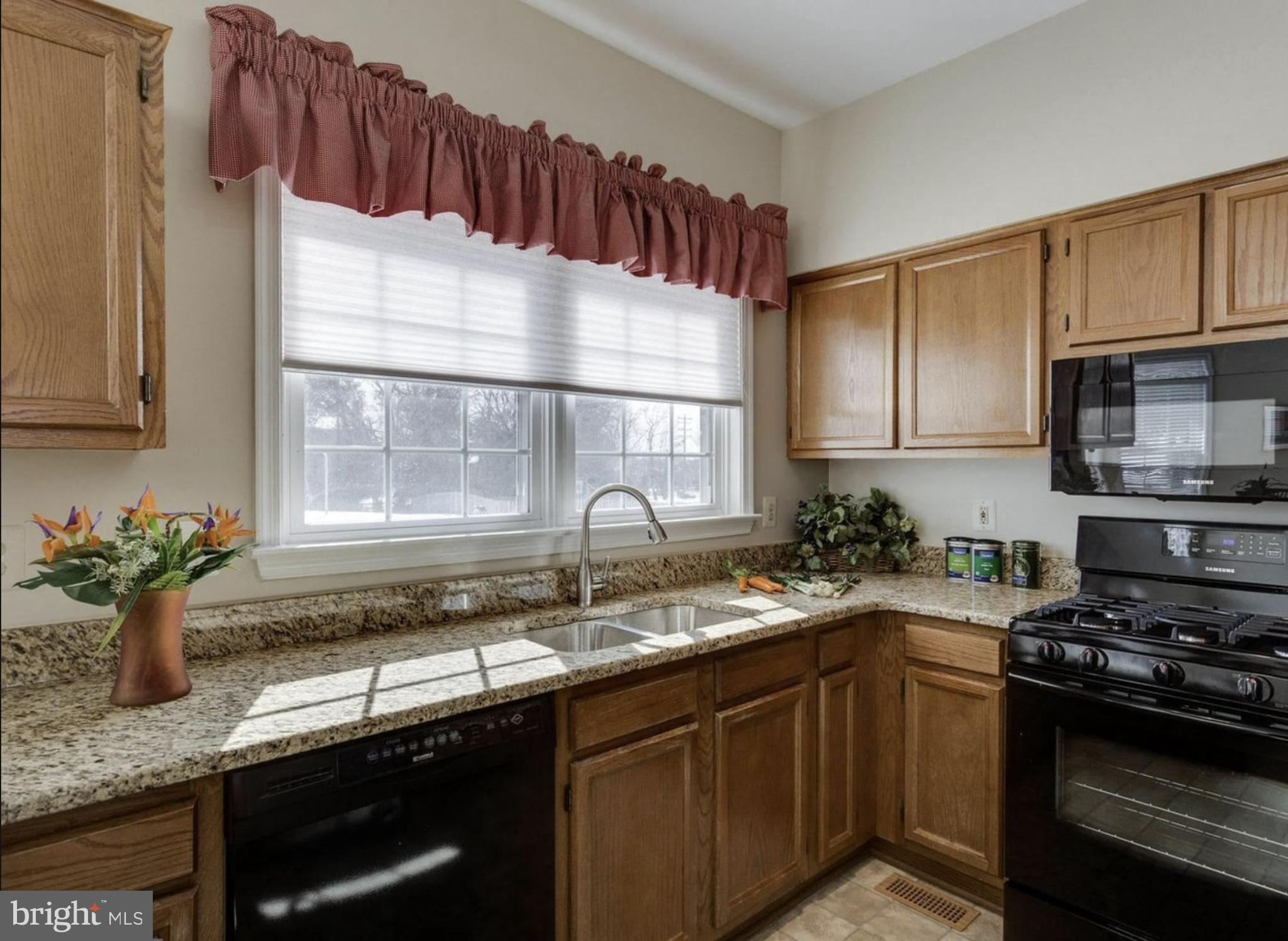 5511 VILLAGE CENTER DRIVE