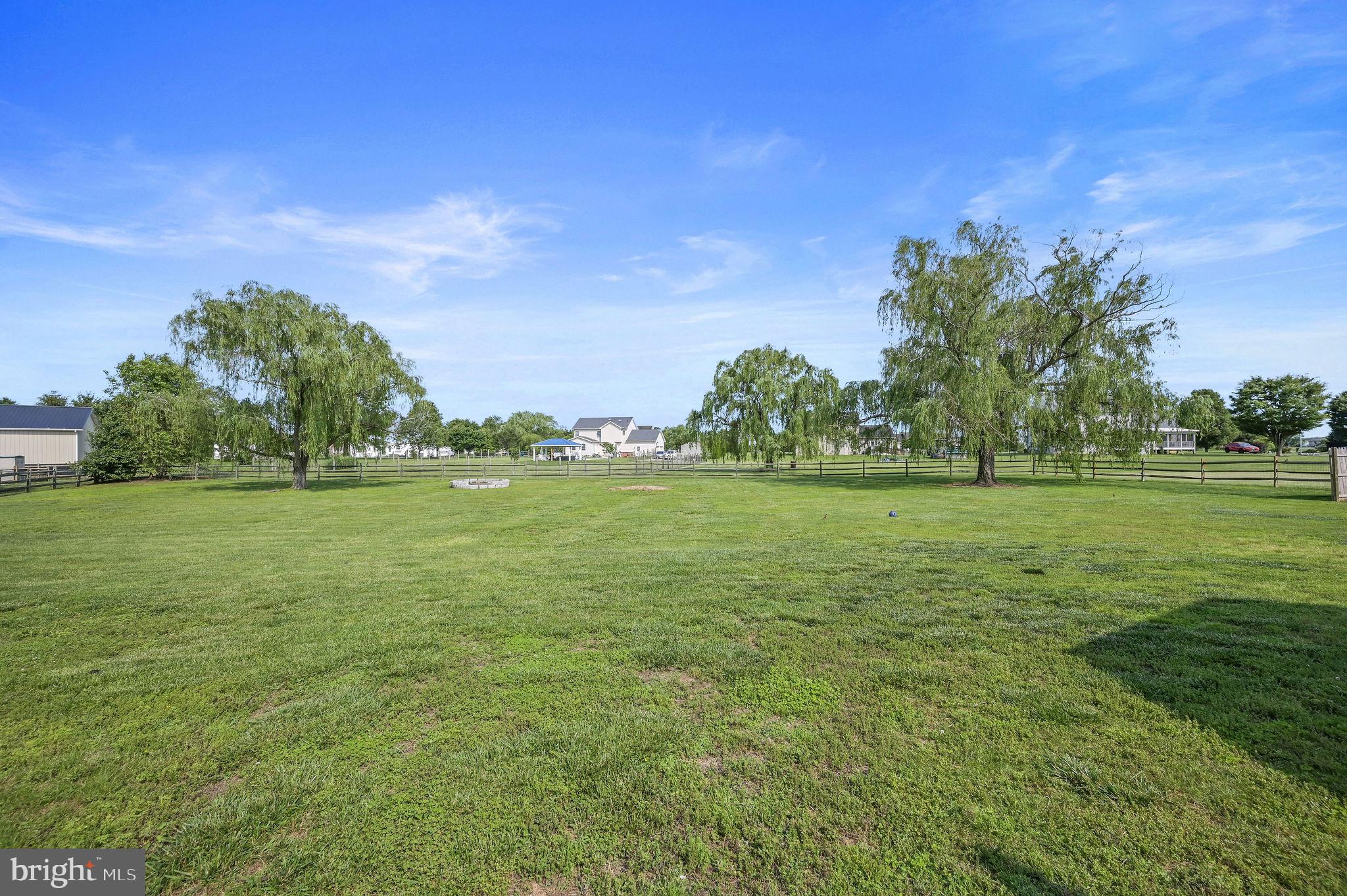 175 THOMAS DAVIS DRIVE