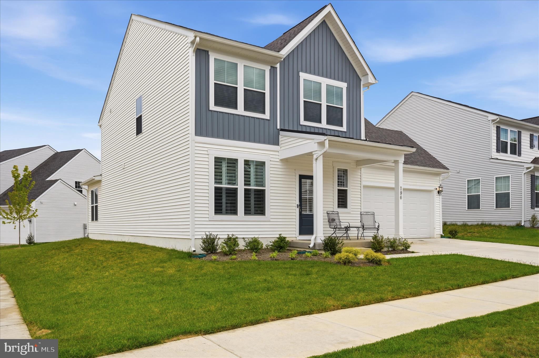 PRESIDENTS POINTE - Residential