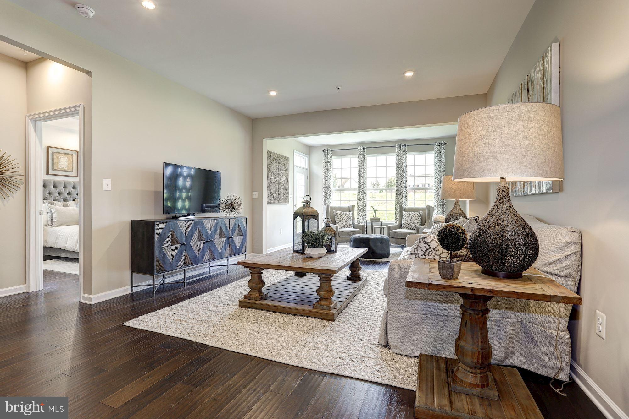 URBANA VILLAS - Residential