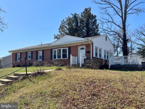 Homes For Sale - 6528 Jodie Street<br/> HYATTSVILLE, MD 20784